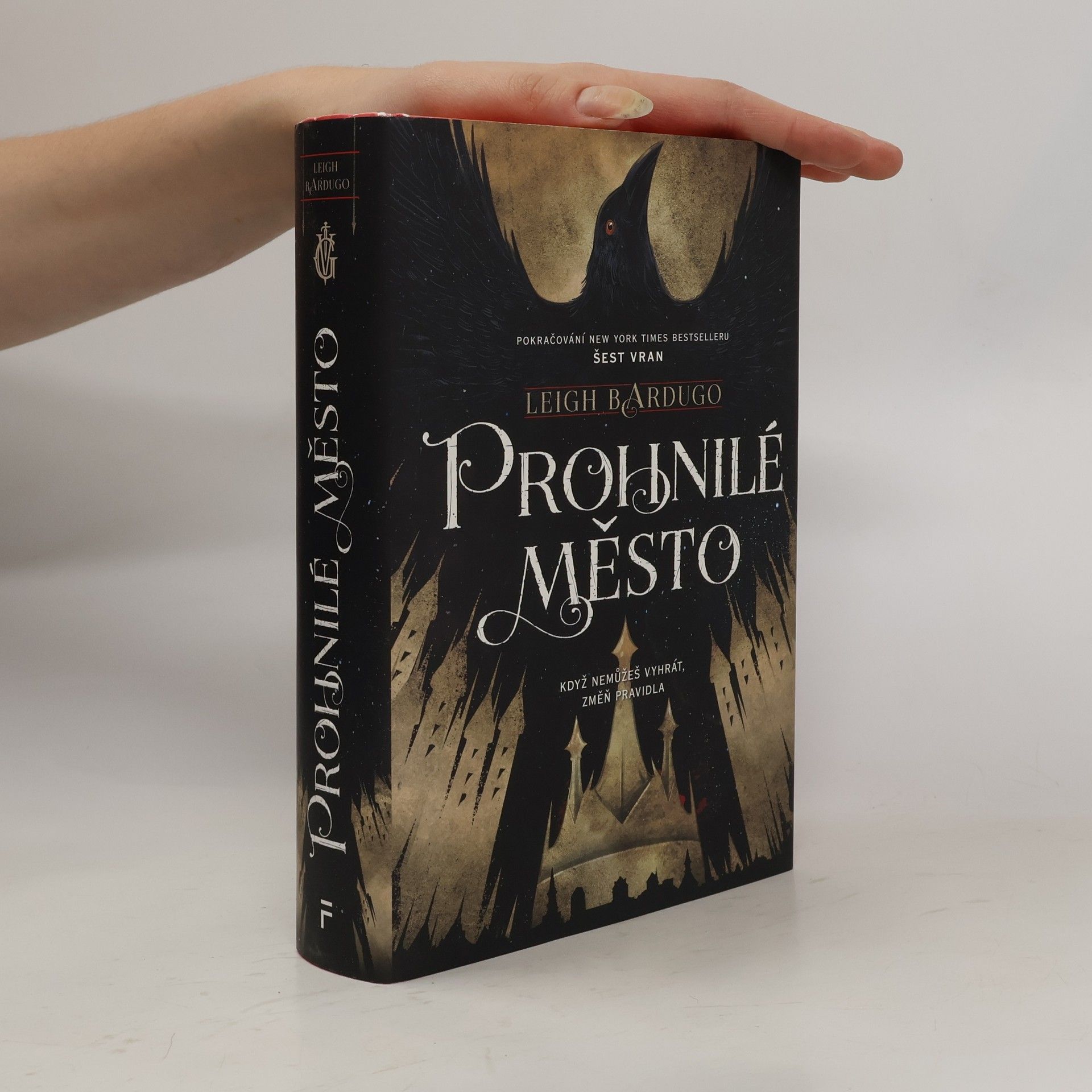 Leigh Bardugo Prohnilé město