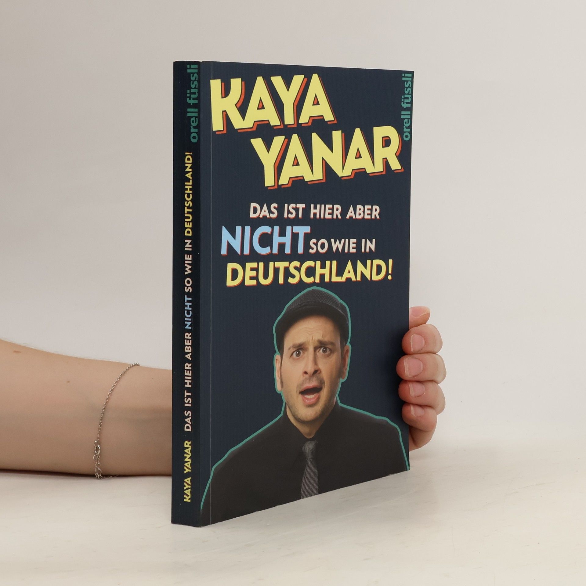 Kaya Yanar Das ist hier aber nicht so wie in Deutschland!