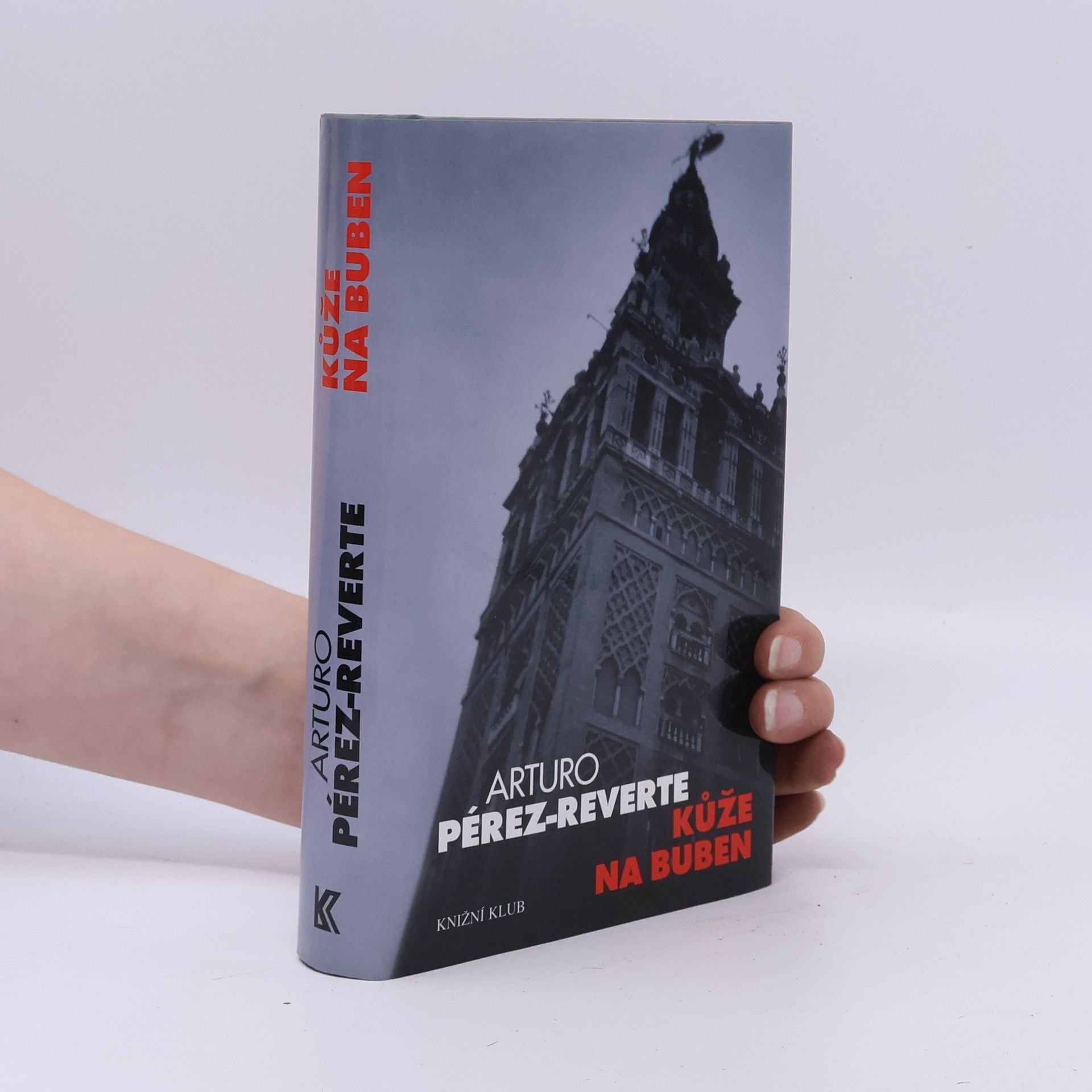 Arturo Pérez-Reverte y Gutiérrez Kůže na buben