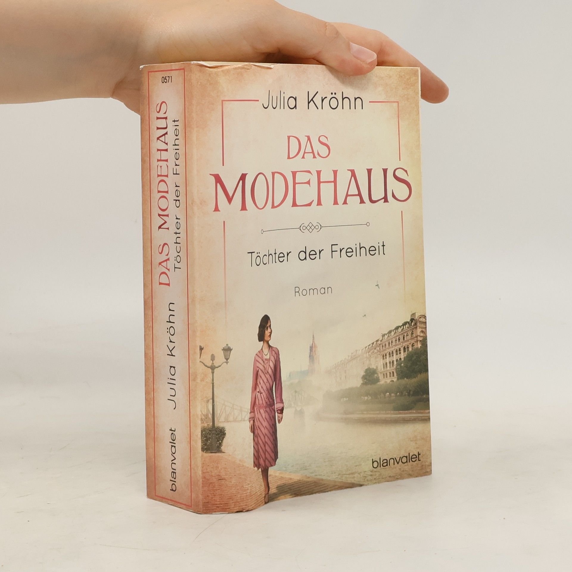 Julia Kröhn Das Modehaus : Töchter der Freiheit
