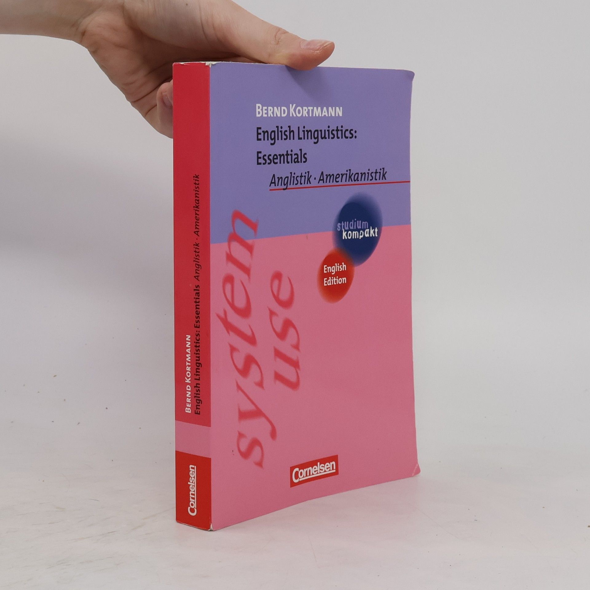 Bernd Kortmann English linguistics : essentials