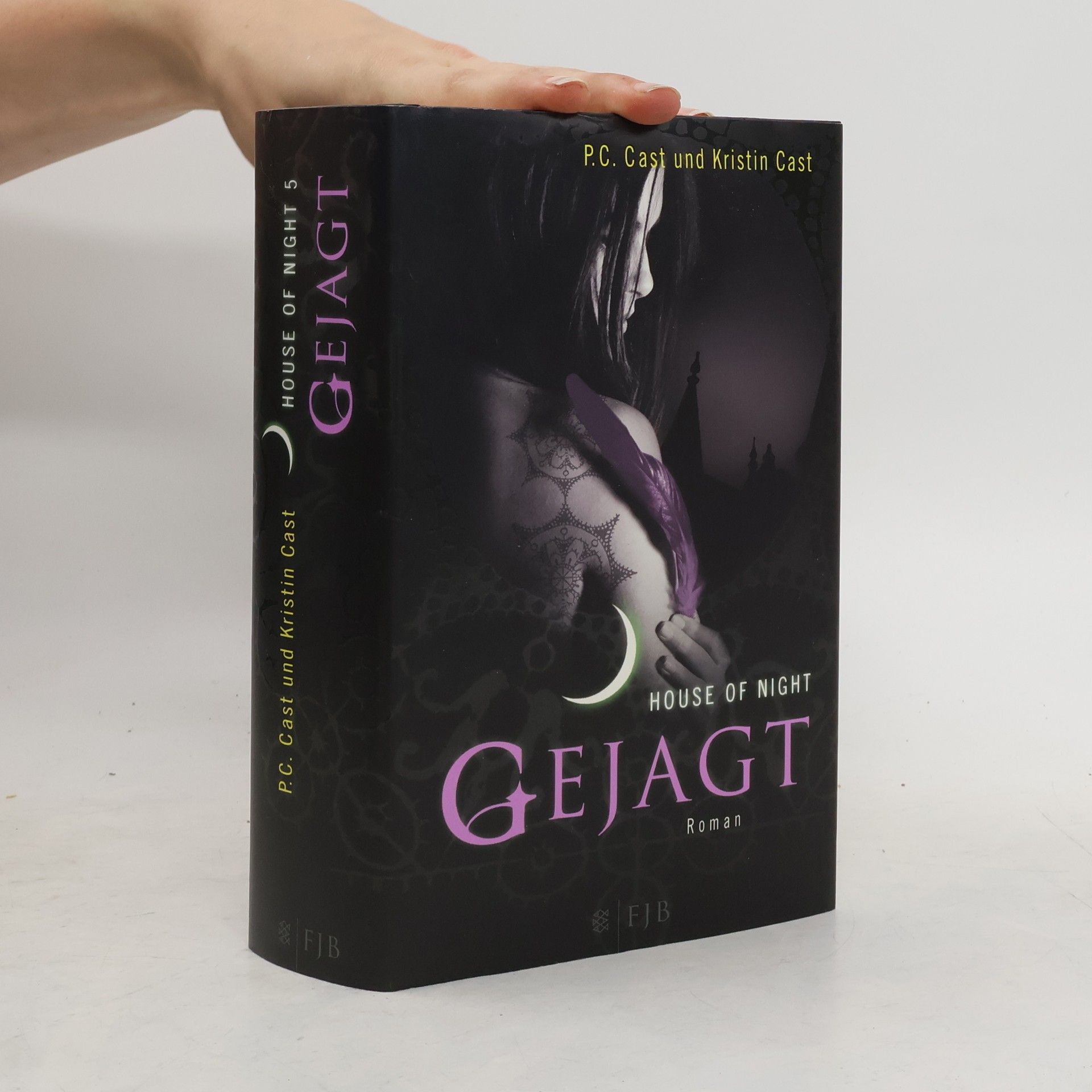 Phyllis Christine Cast House of Night 4. Gejagt