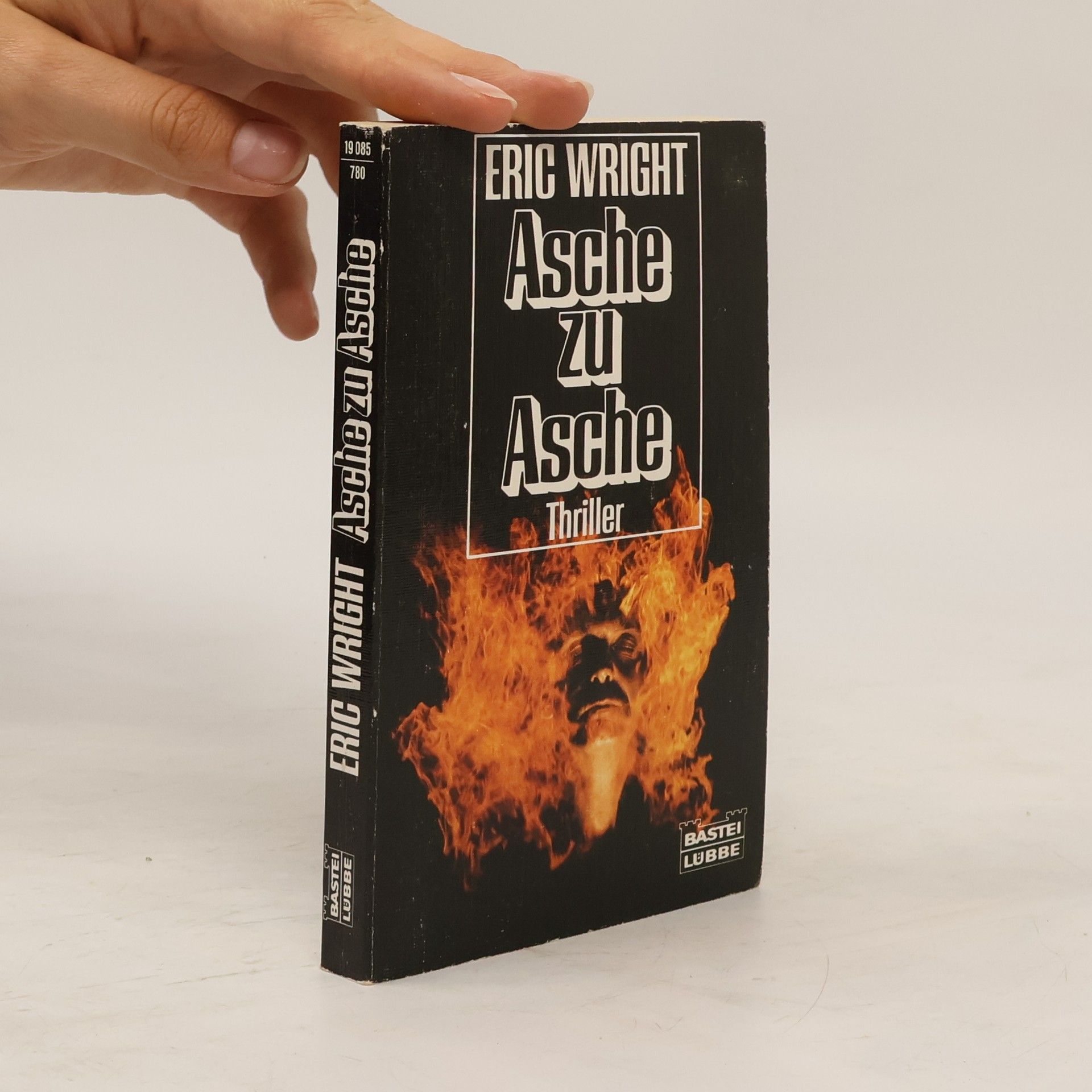Wright Eric Asche zu Asche