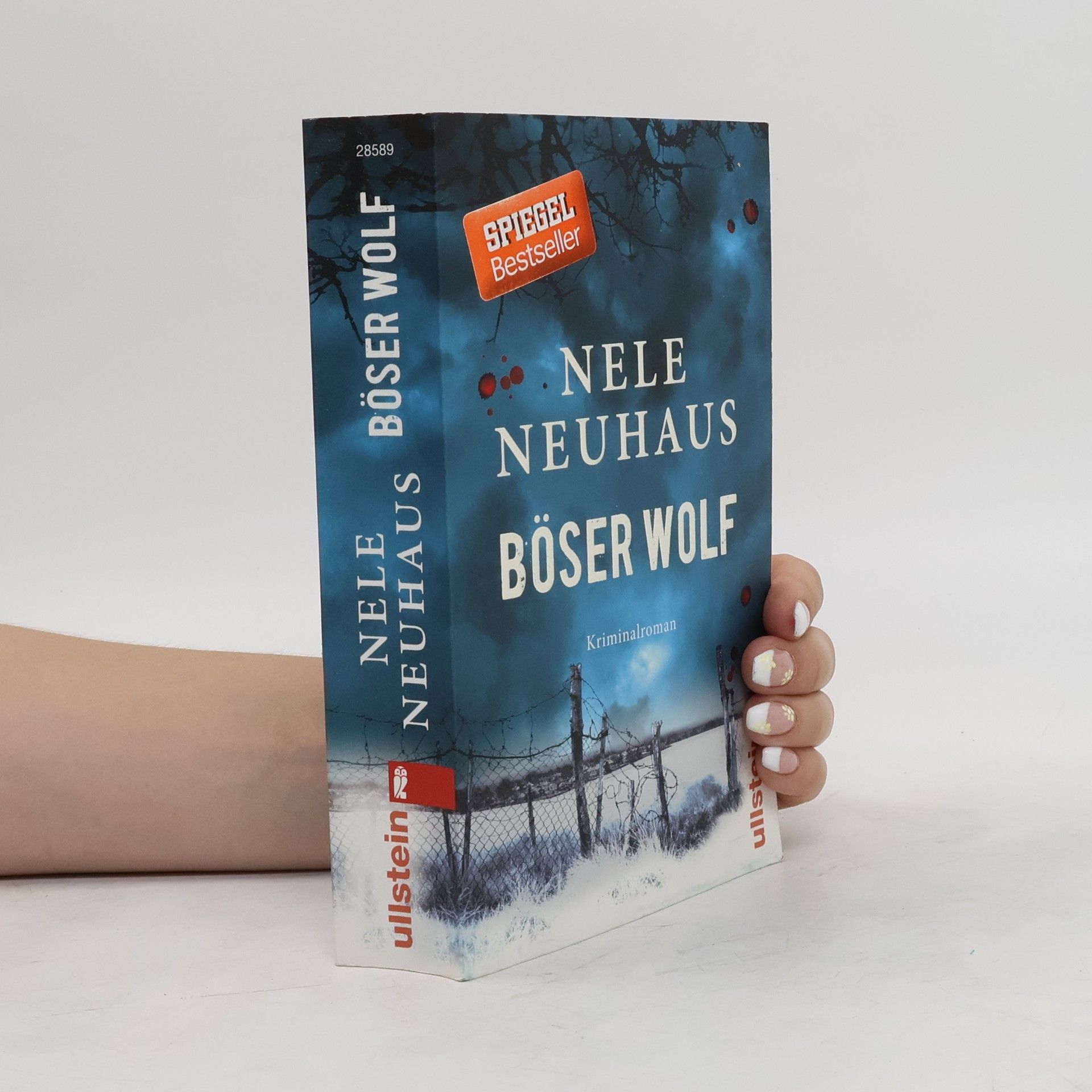 Nele Neuhaus Böser Wolf : Kriminalroman
