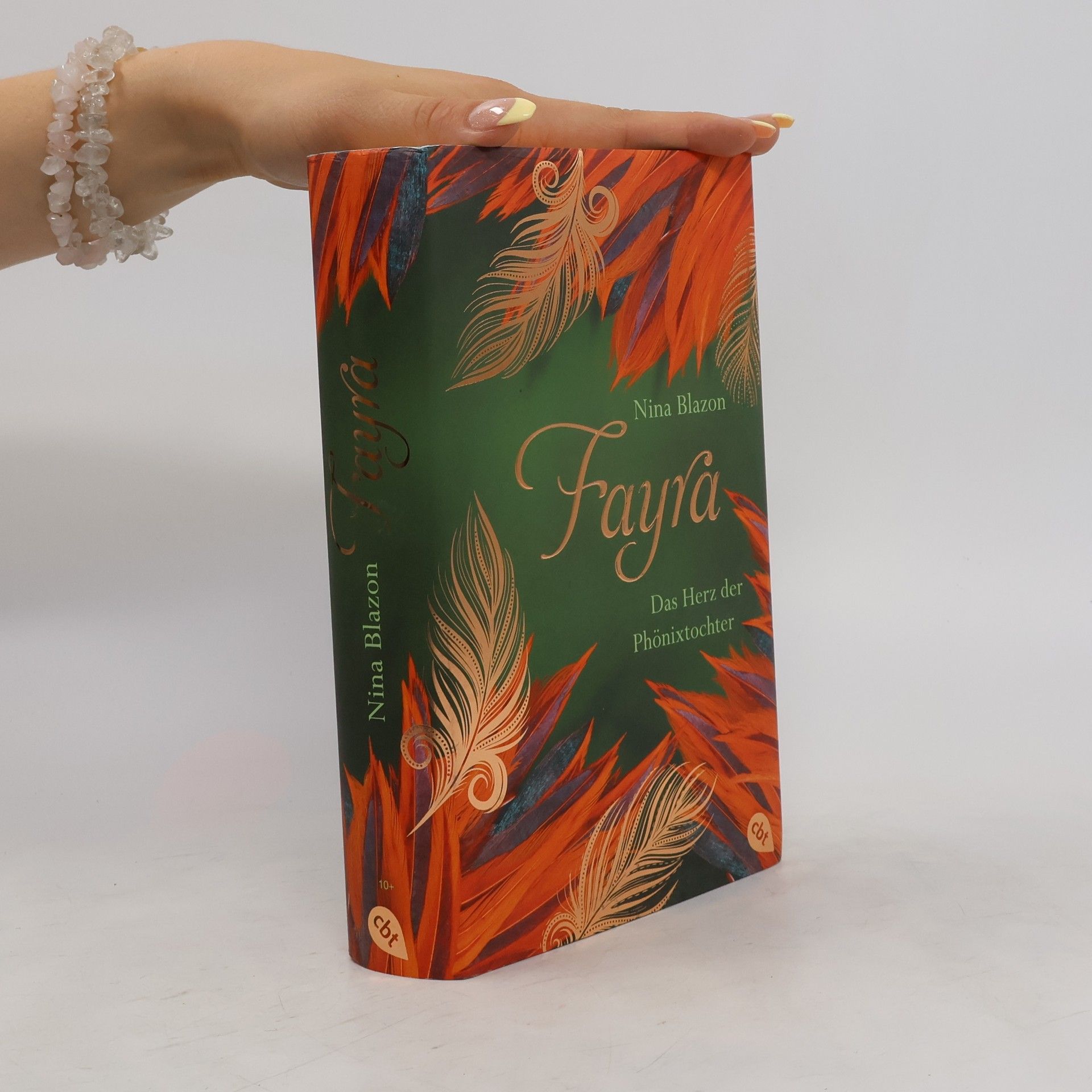 Nina Blazon Fayra