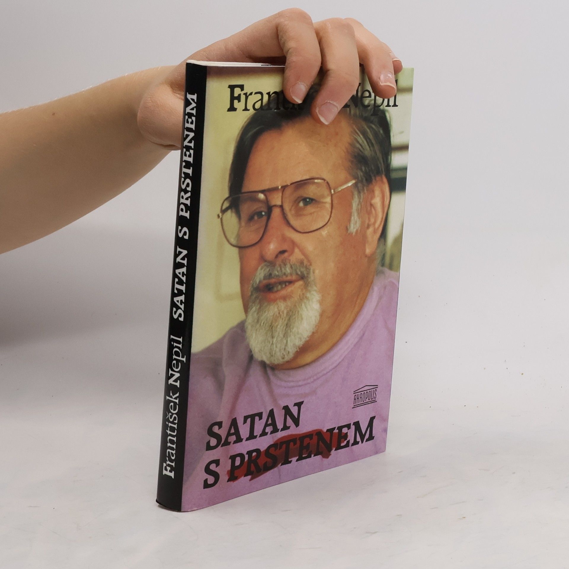 František Nepil Satan s prstenem