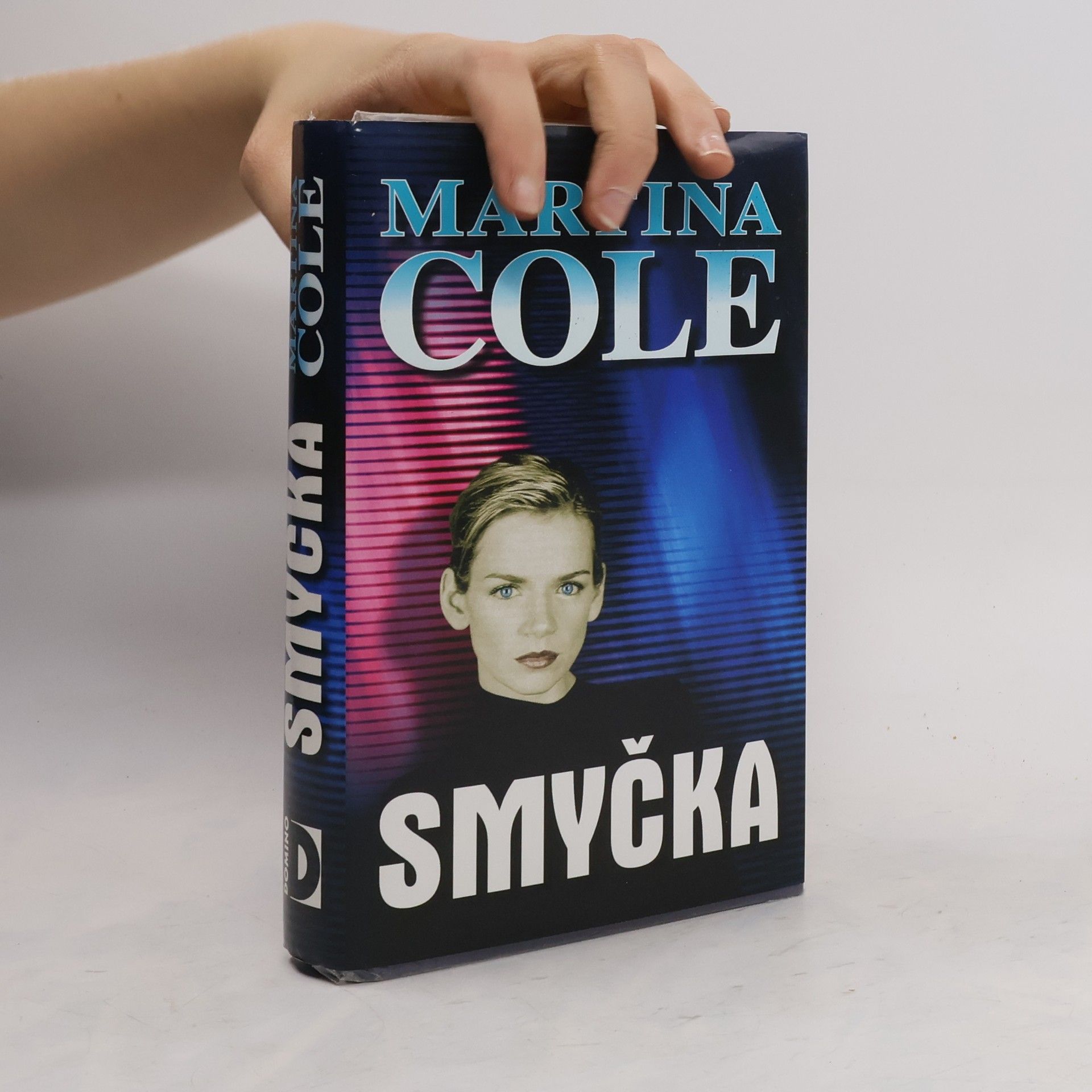 Martina Cole Smyčka