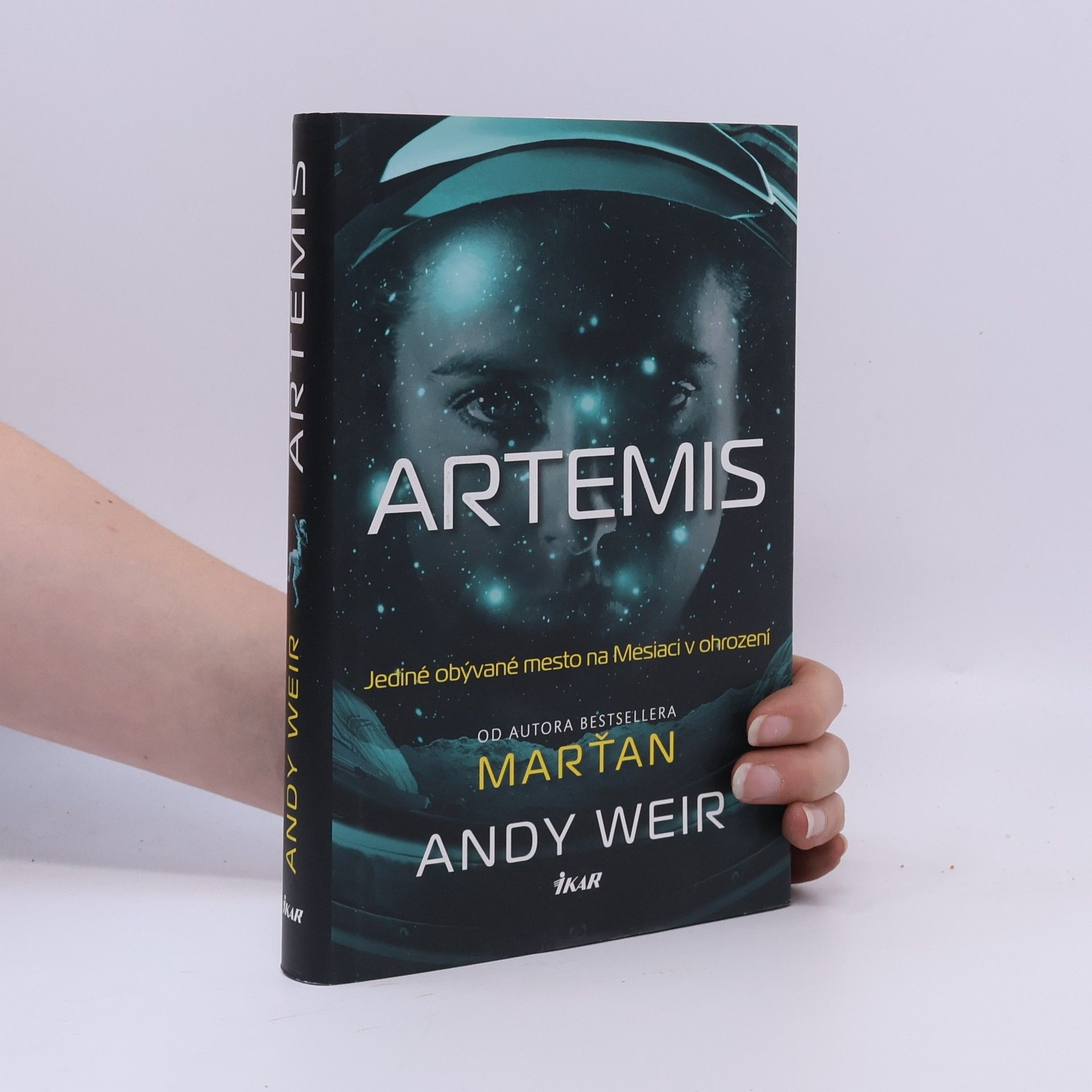 Andy Weir Artemis