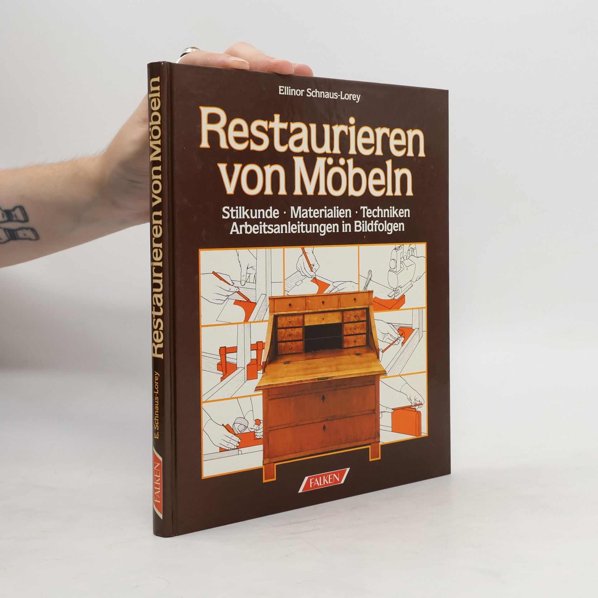 Ellinor Schnaus-Lorey Restaurieren von Möbeln