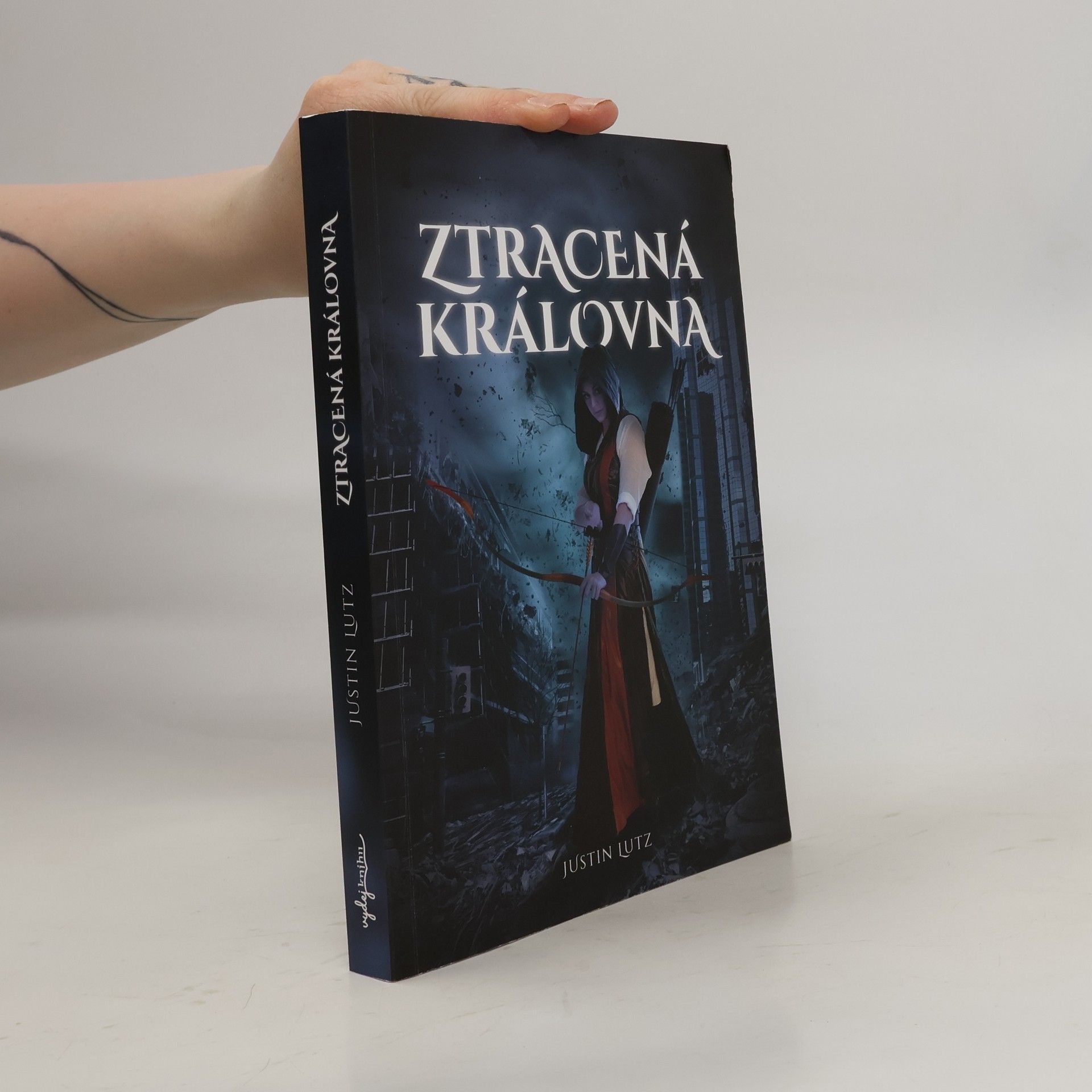 Justin Lutz Ztracená královna