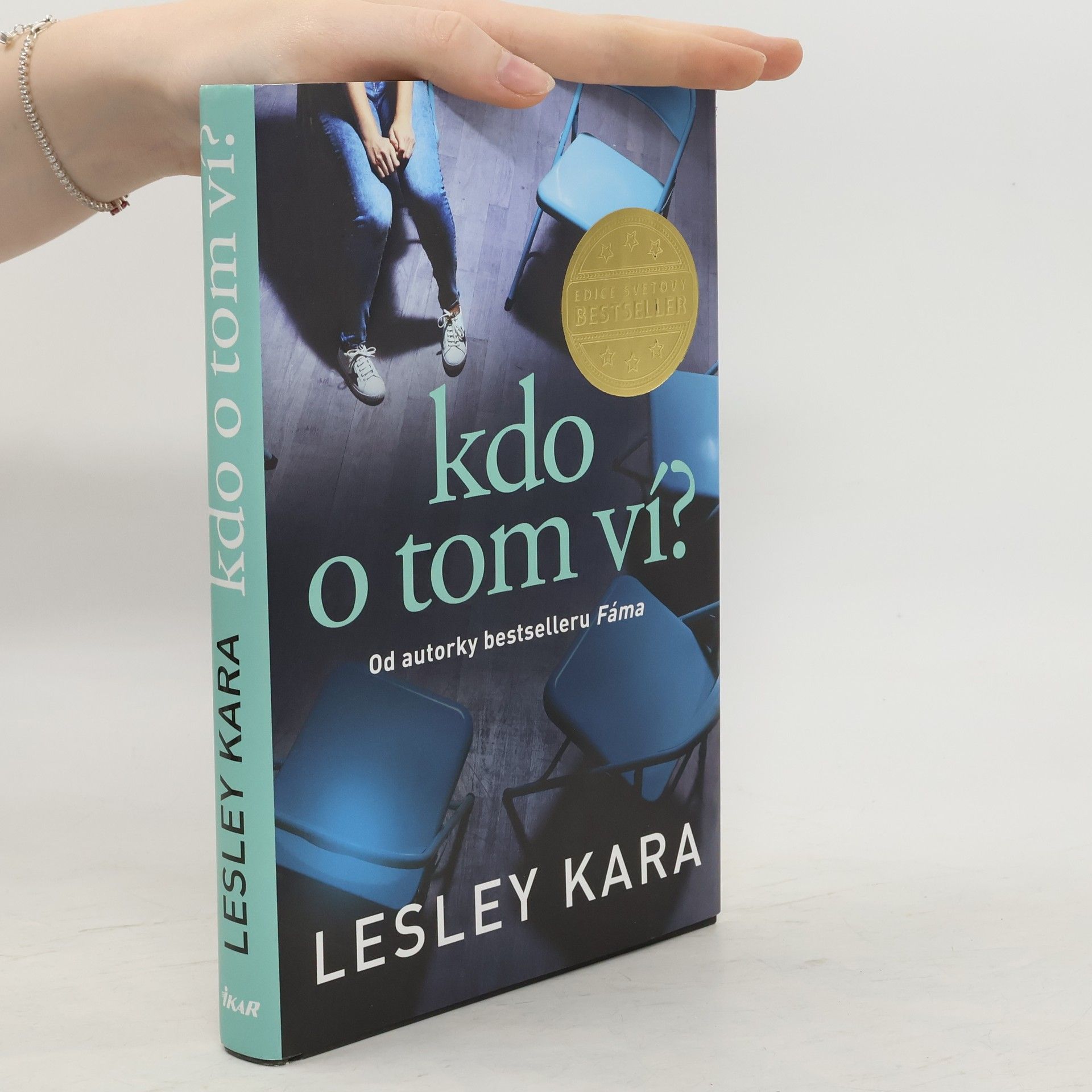 Lesley Kara Kdo o tom ví?