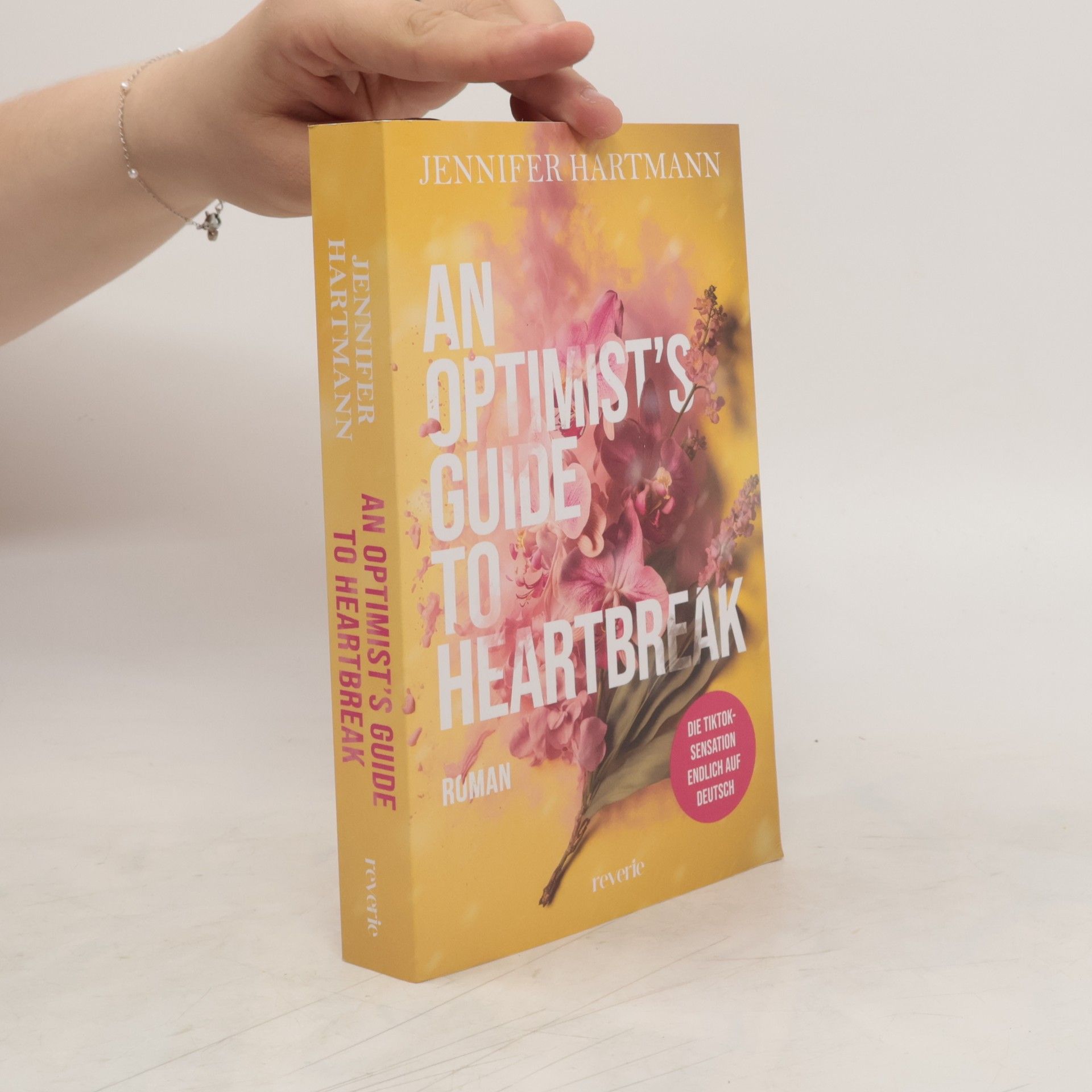 Jennifer Hartmann An Optimist's Guide to Heartbreak