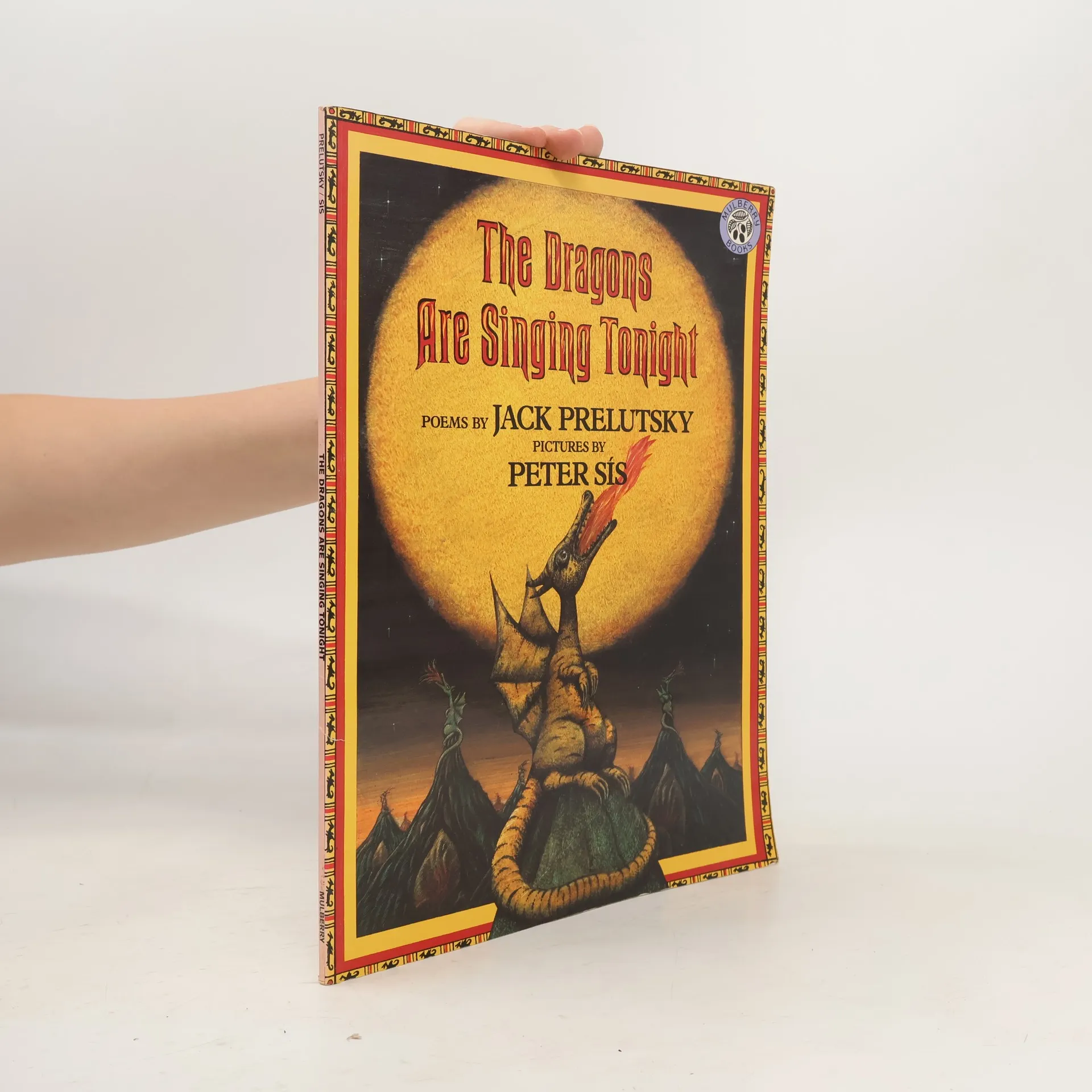 The Dragons Are Singing Tonight | Book | Paperback | Jack Prelutsky | EN