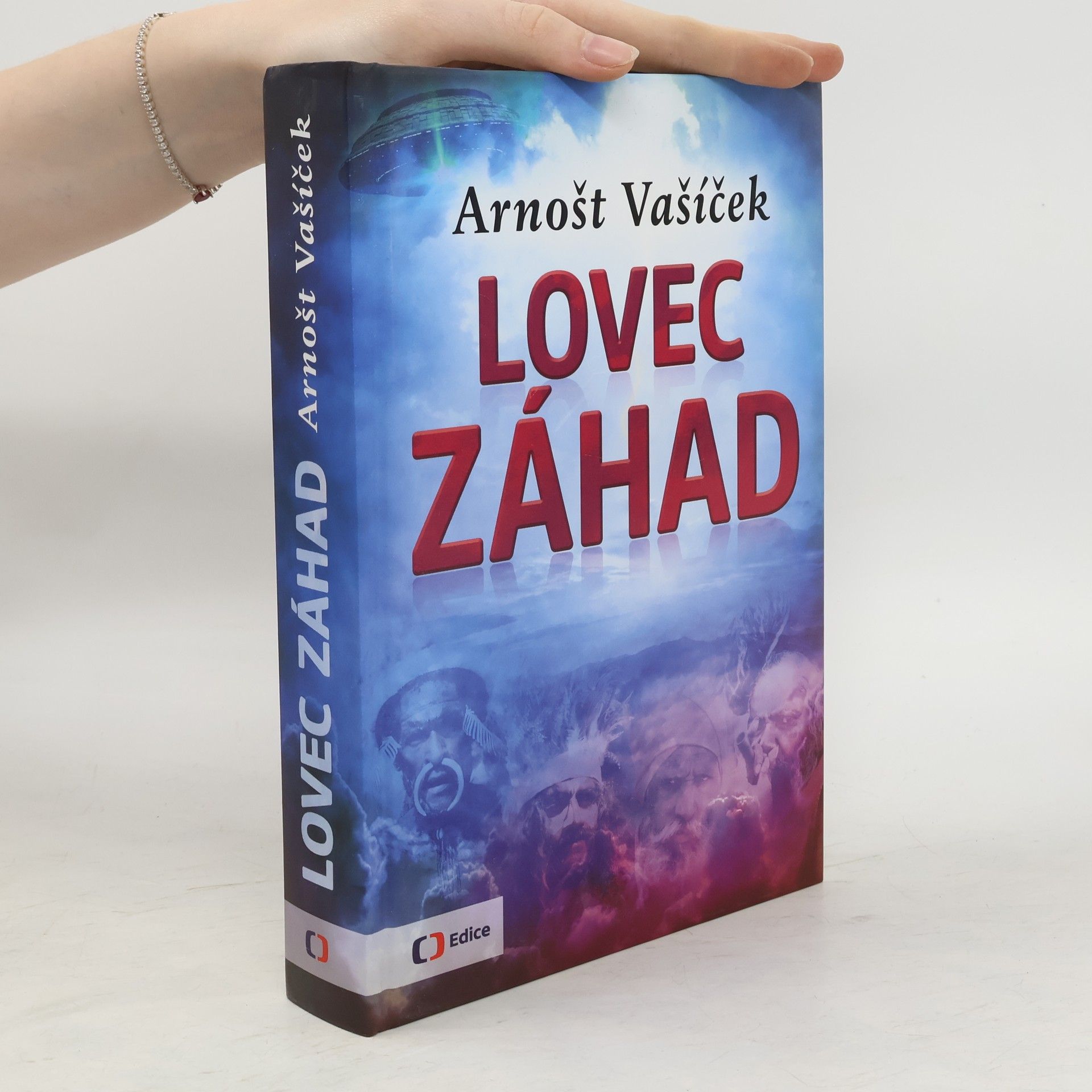 Arnošt Vašíček Lovec záhad