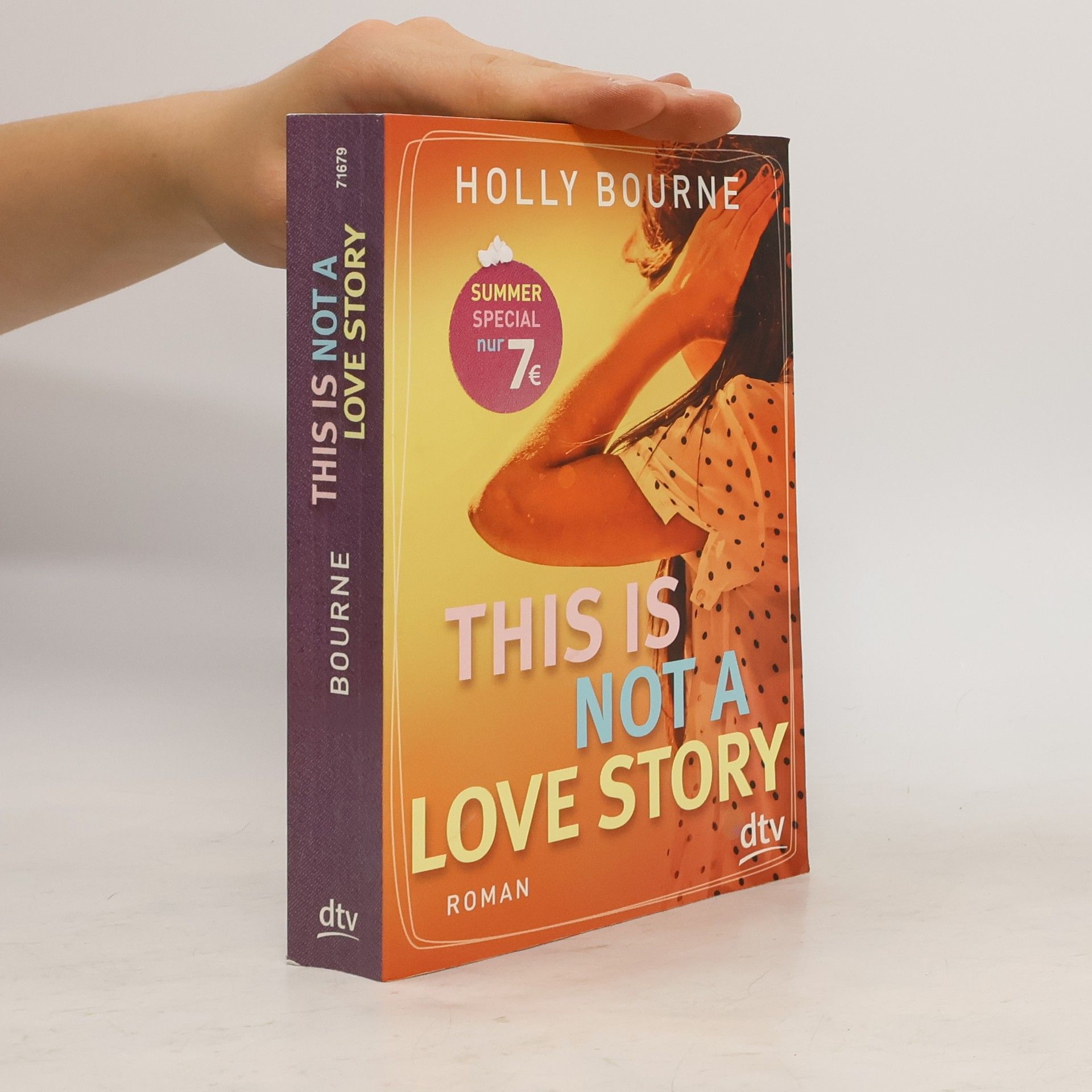 Holly Bourne This is not a love story