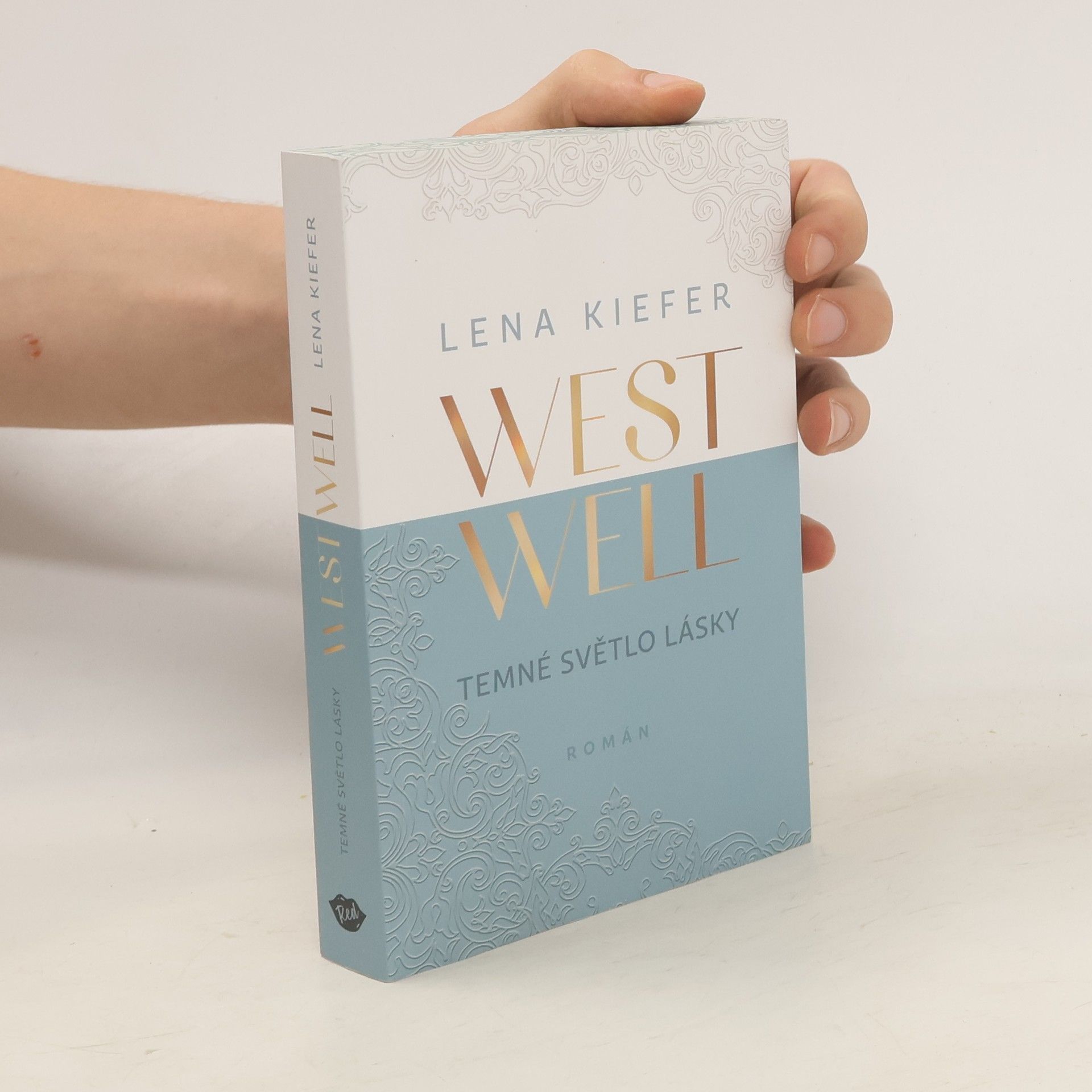 Lena Kiefer Westwell. Temné světlo lásky