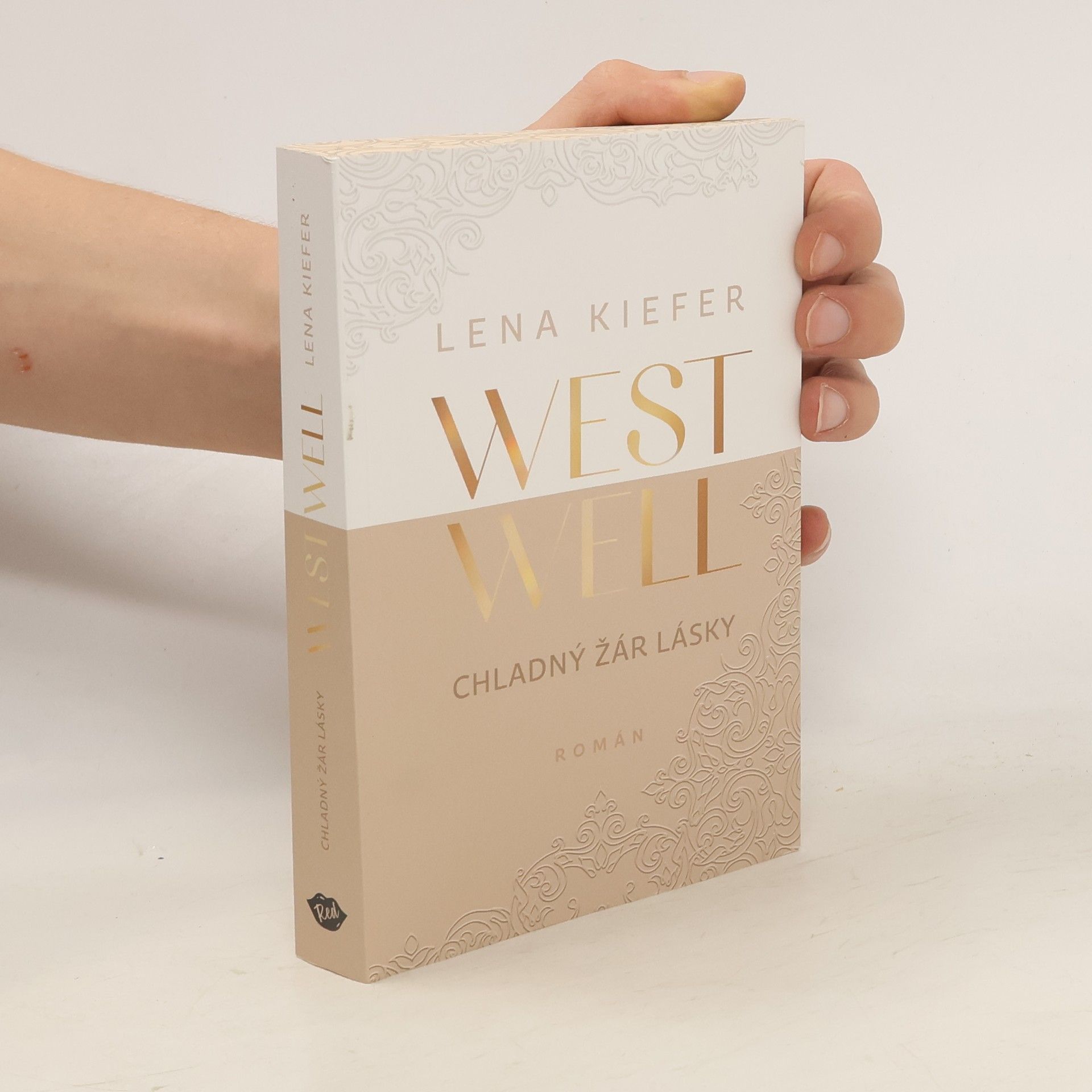 Lena Kiefer Westwell: Chladný žár lásky