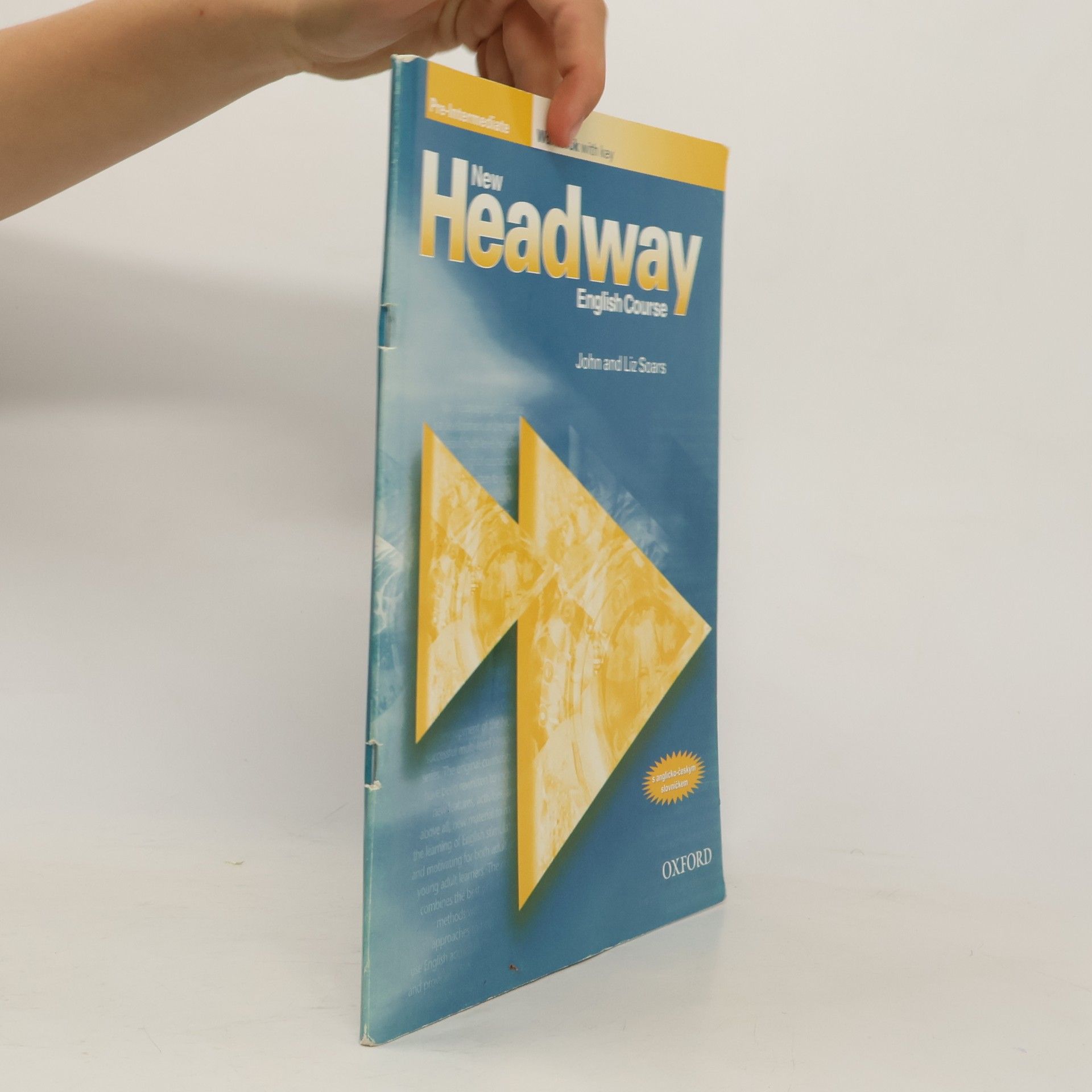 John Soars New Headway English course : pre-intermediate workbook with key