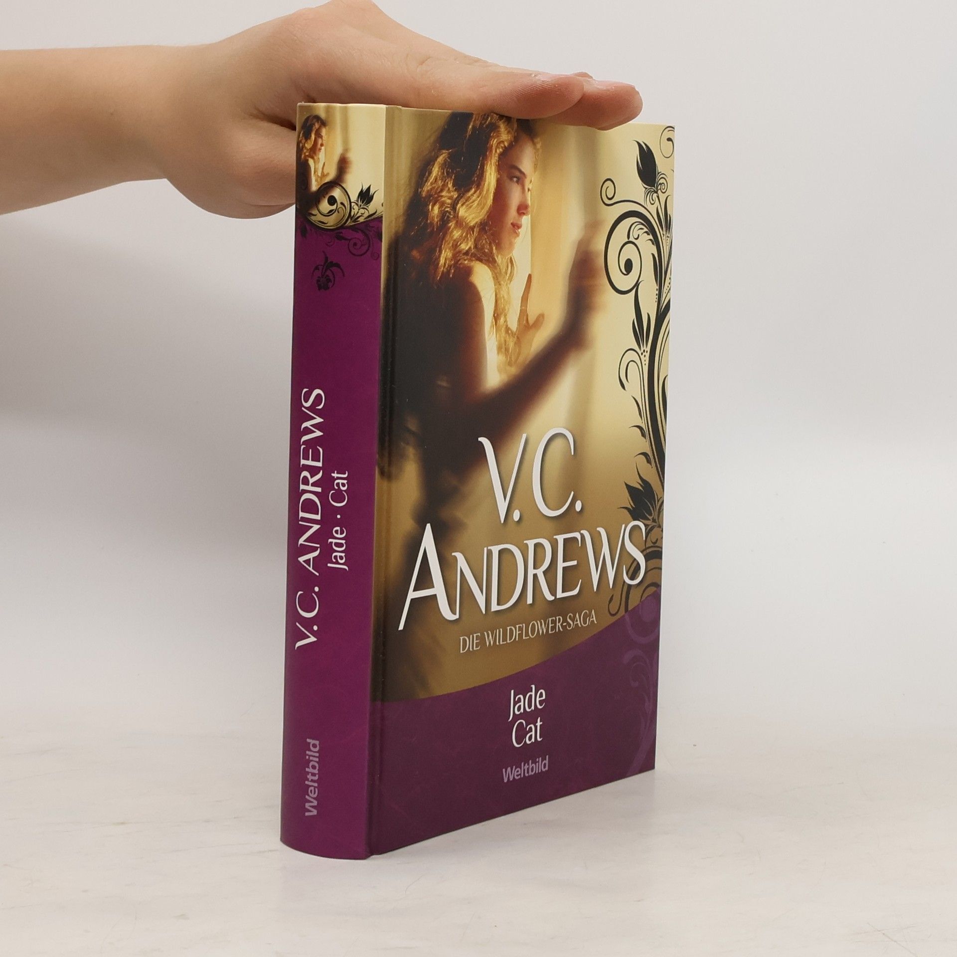 V. C. Andrews Jade Cat