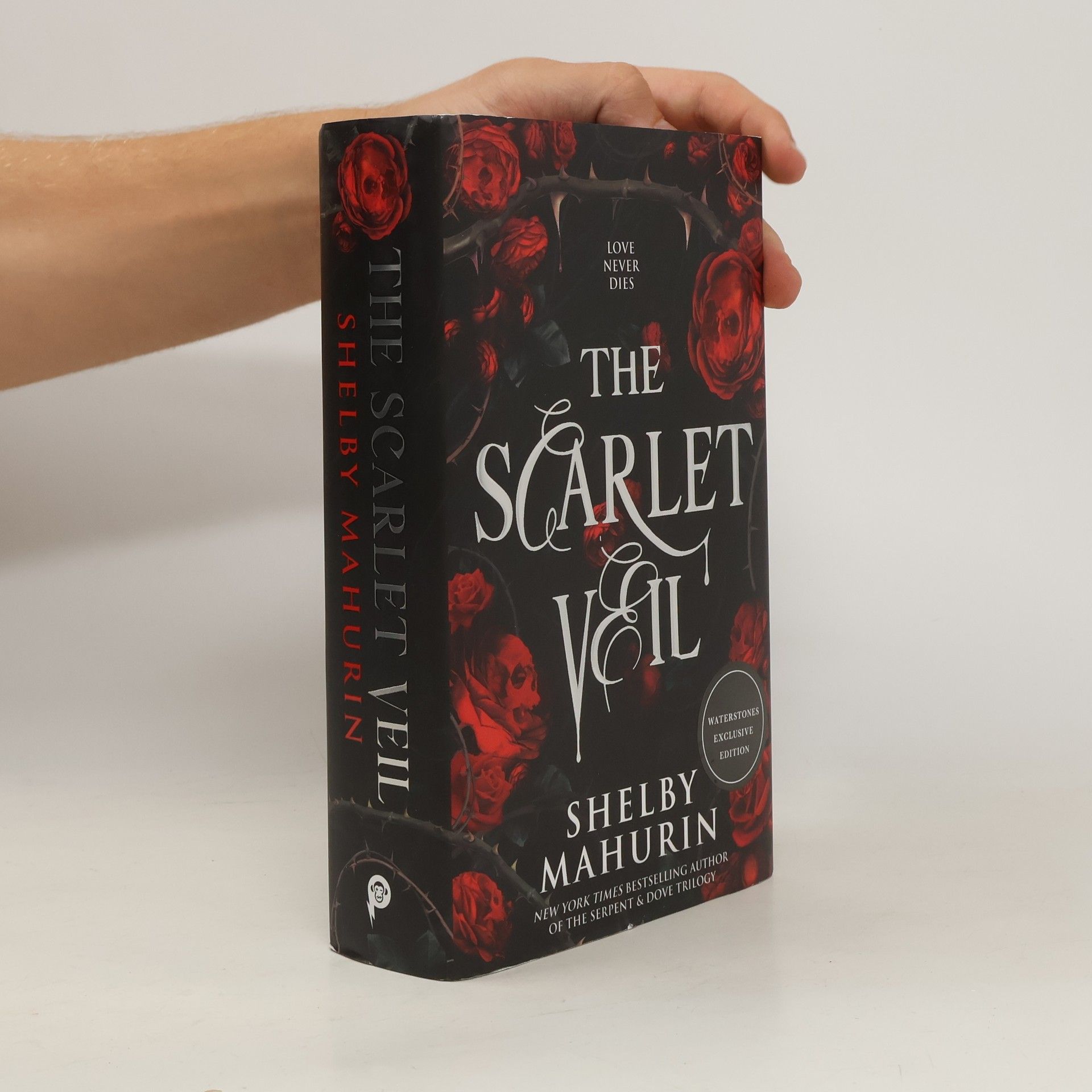 Shelby Mahurin Scarlet Veil