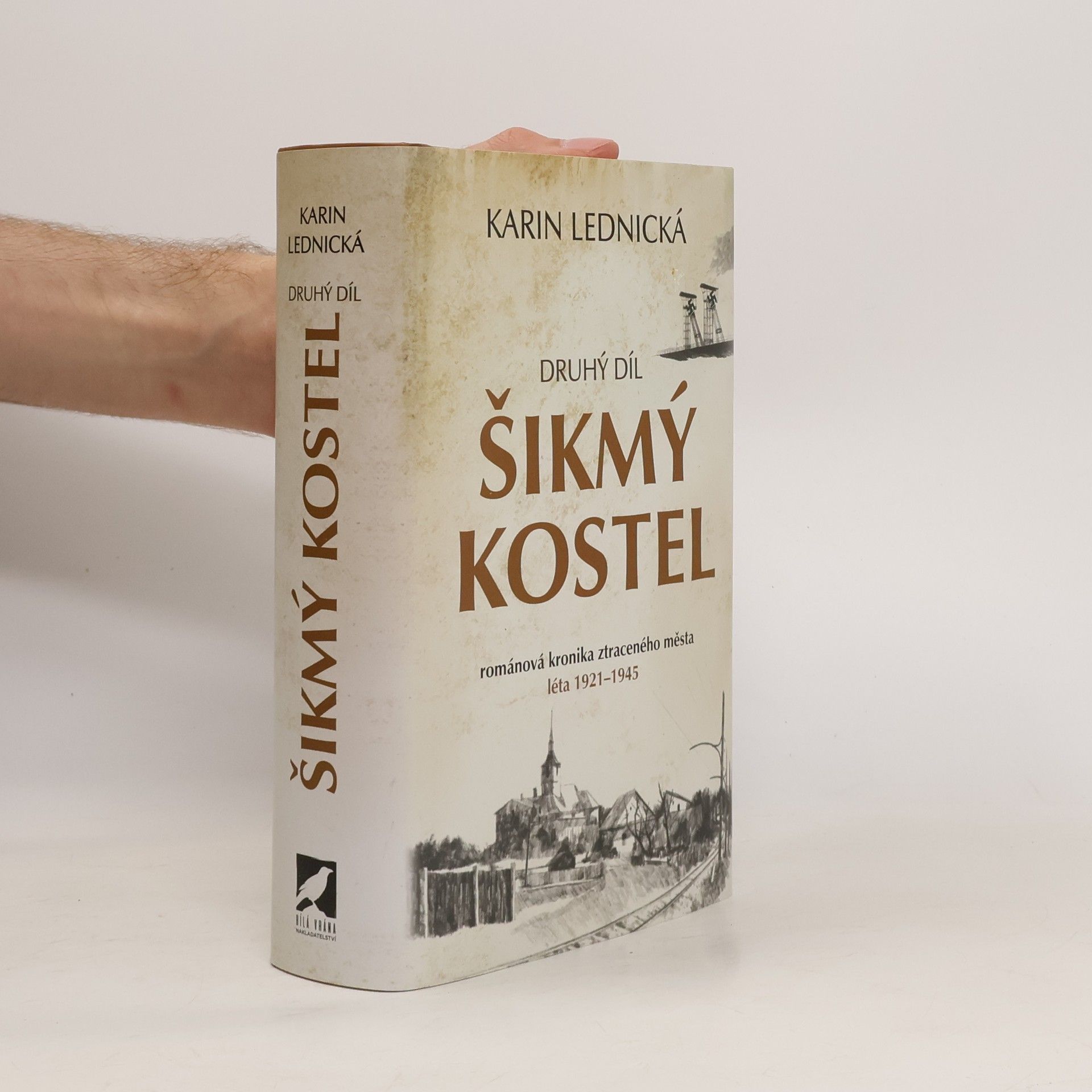 Karin Lednická Šikmý kostel 2