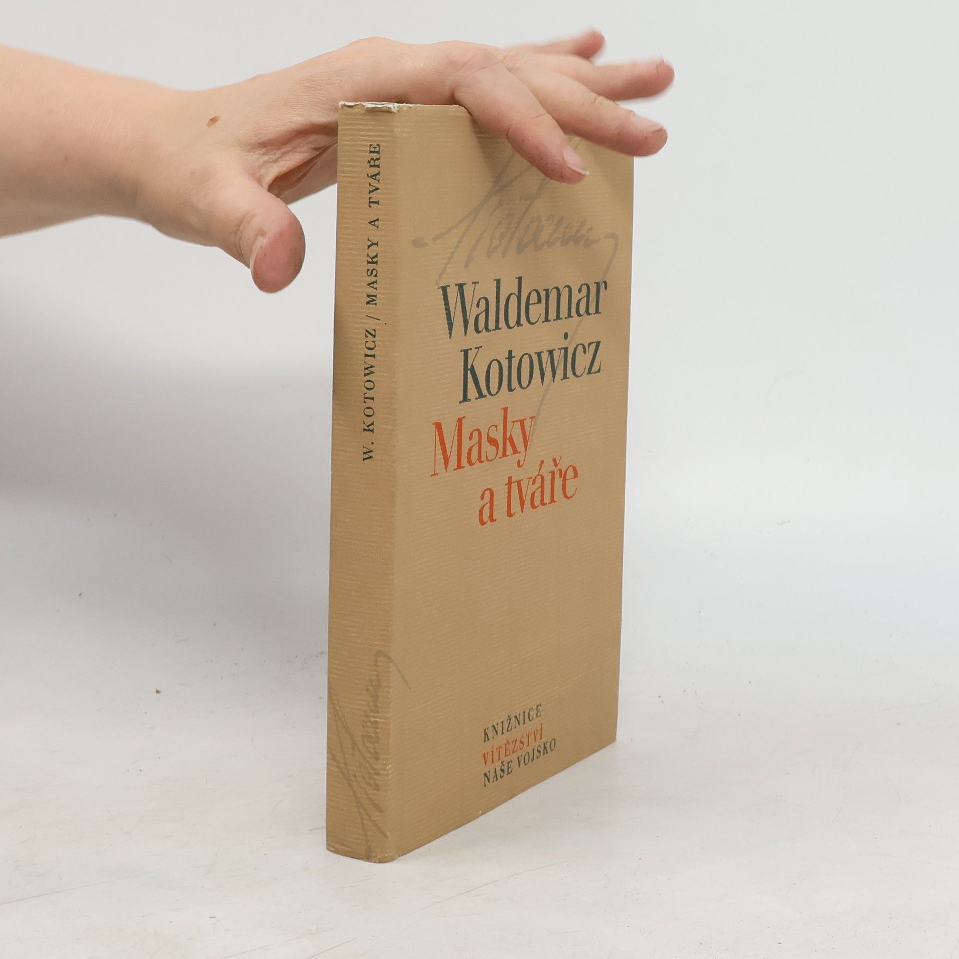 Collectif d'auteurs Masky a tváře
