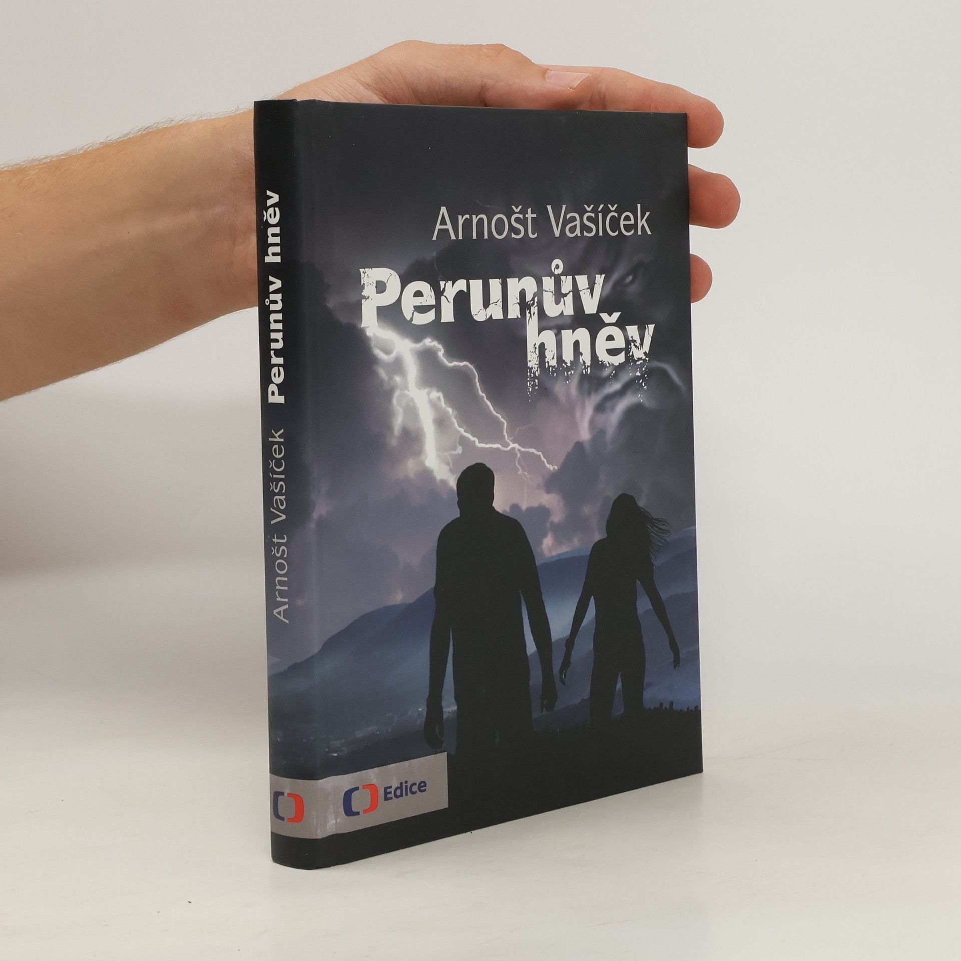 Arnošt Vašíček Perunův hněv