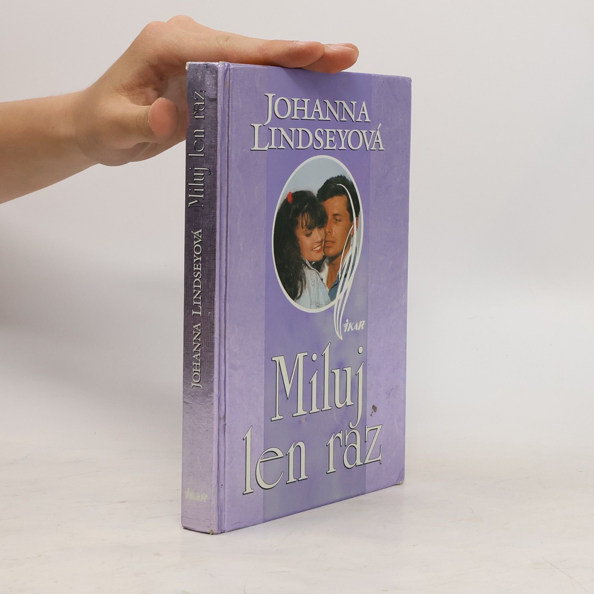 Johanna Lindsey Miluj len raz