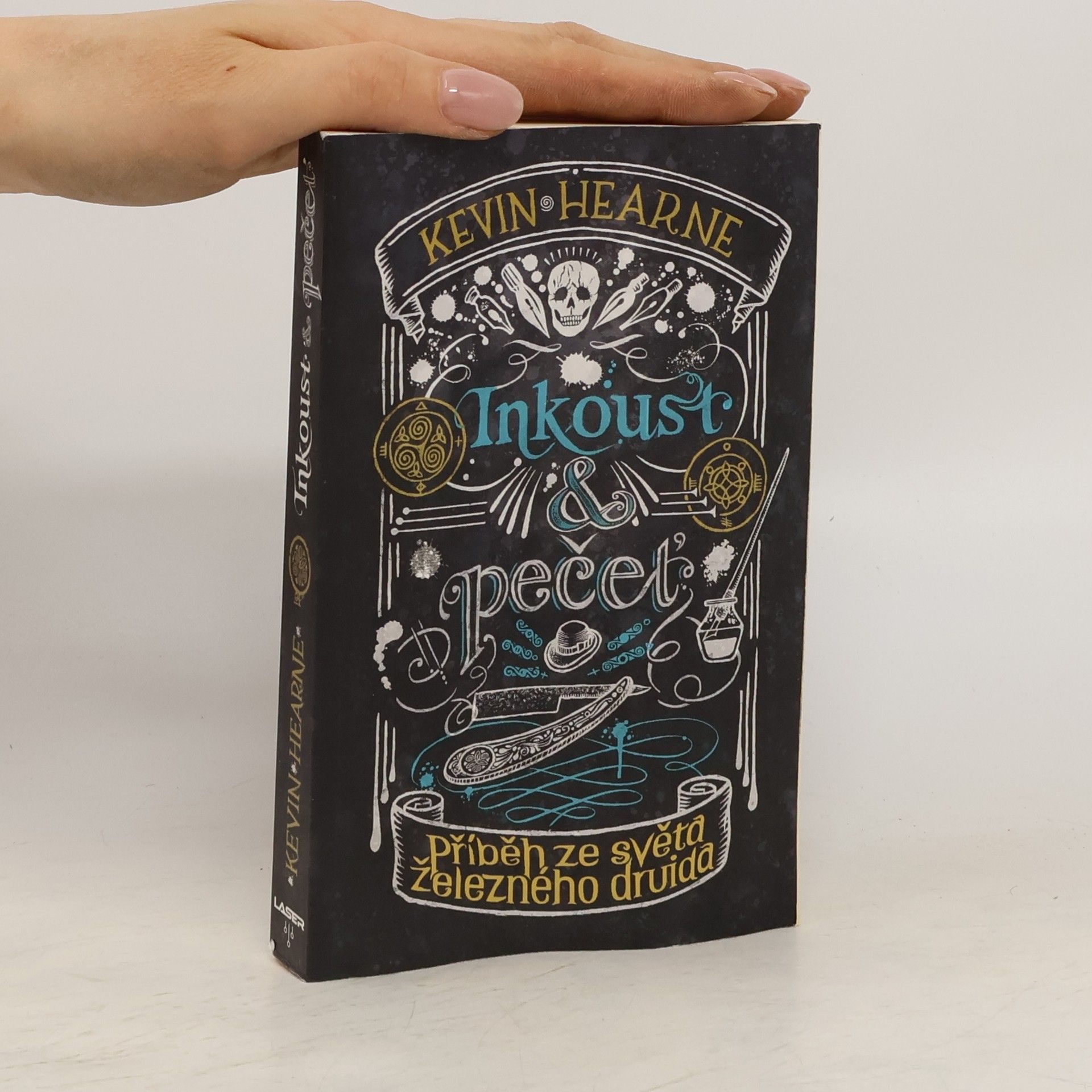 Kevin Hearne Inkoust & pečeť