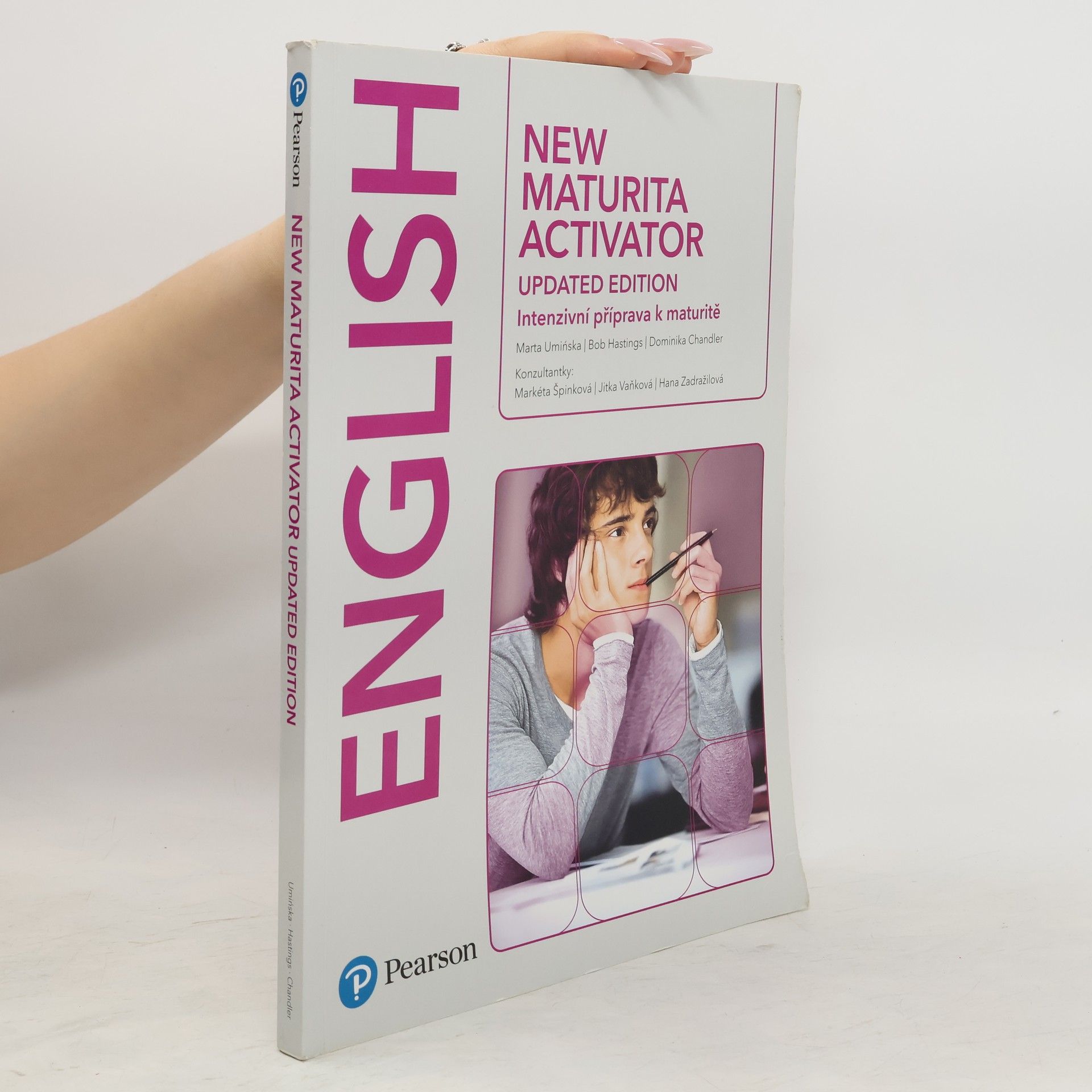 Bob Hastings New maturita activator. English.  intenzivní příprava k maturitě