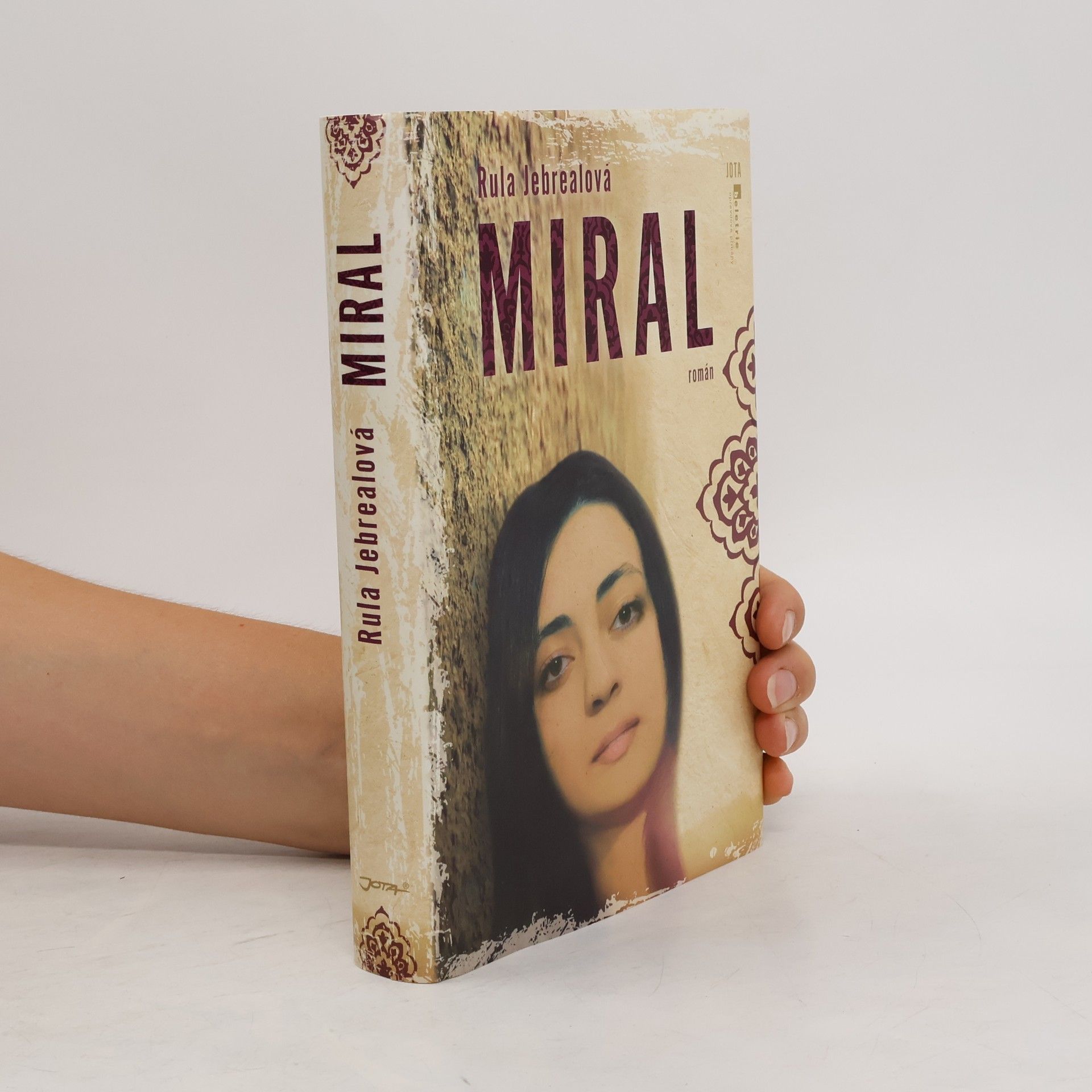 Rula Jebrael Miral