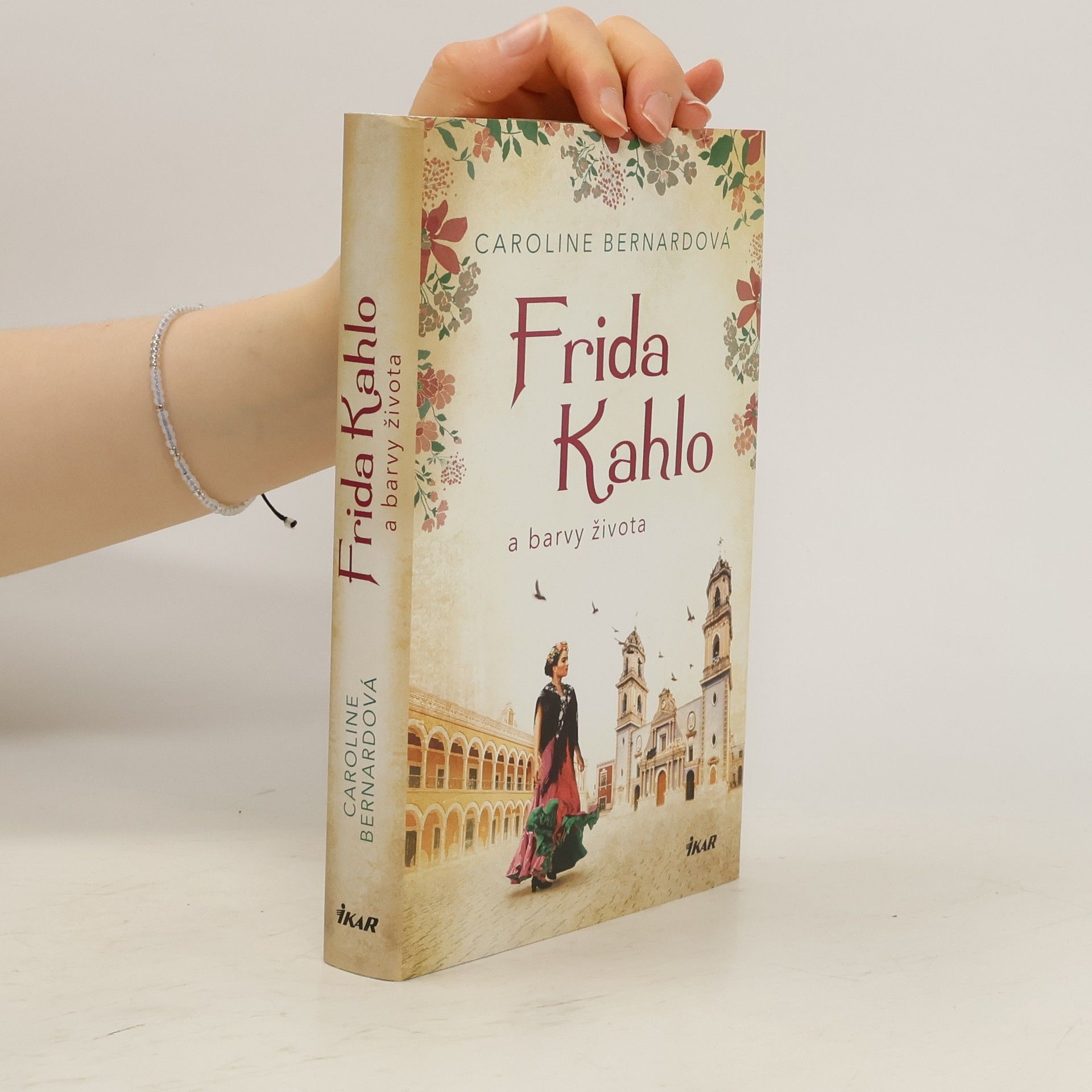 Caroline Bernard Frida Kahlo a barvy života