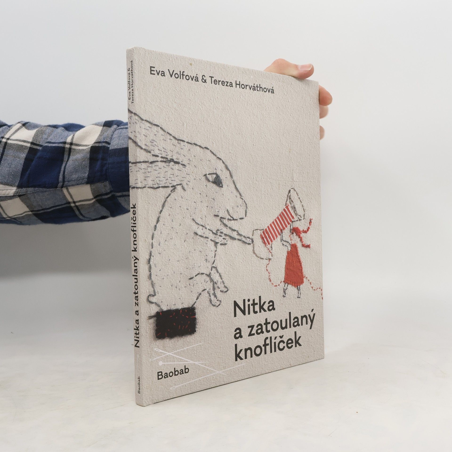 Eva Volfová Nitka a zatoulaný knoflíček