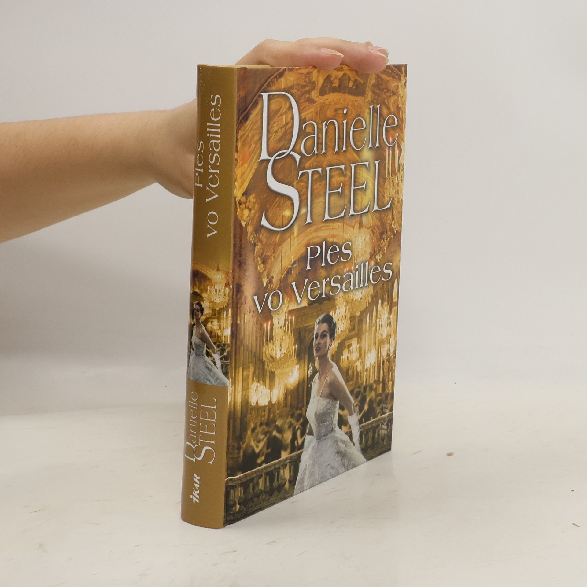 Danielle Steel Ples vo Versailles