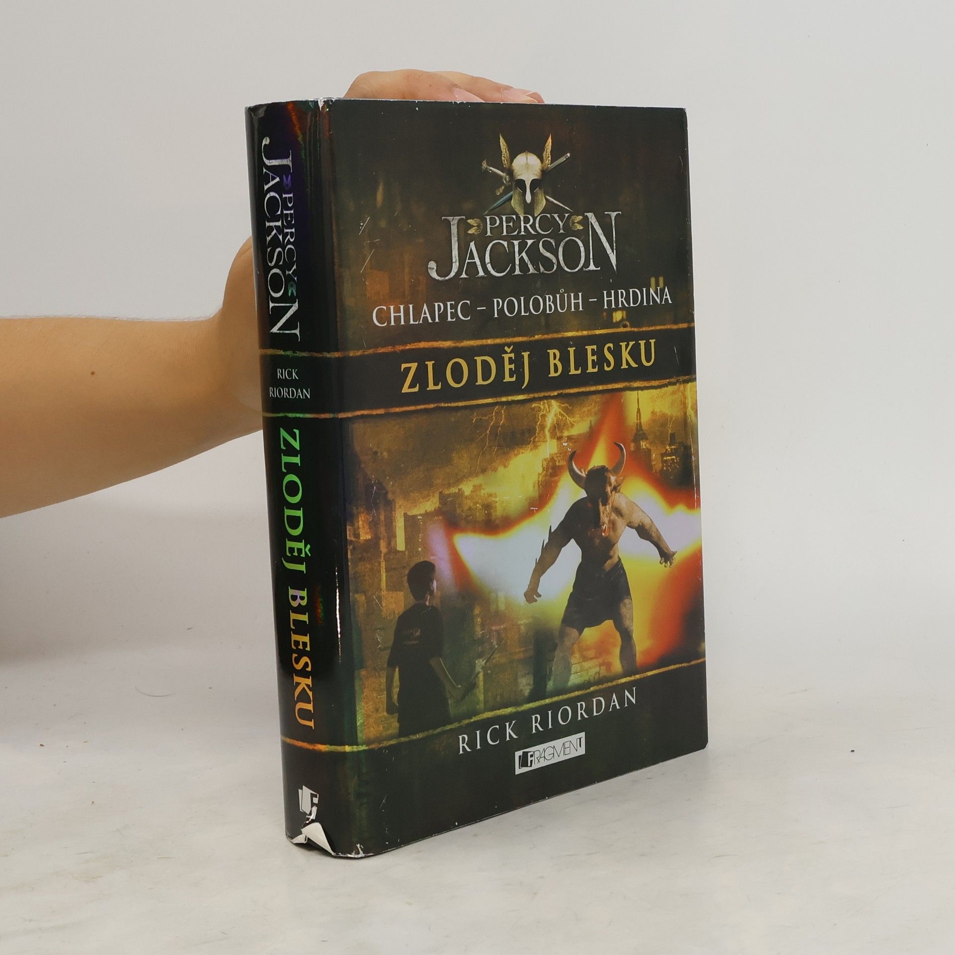 Rick Riordan Percy Jackson. Zloděj blesku