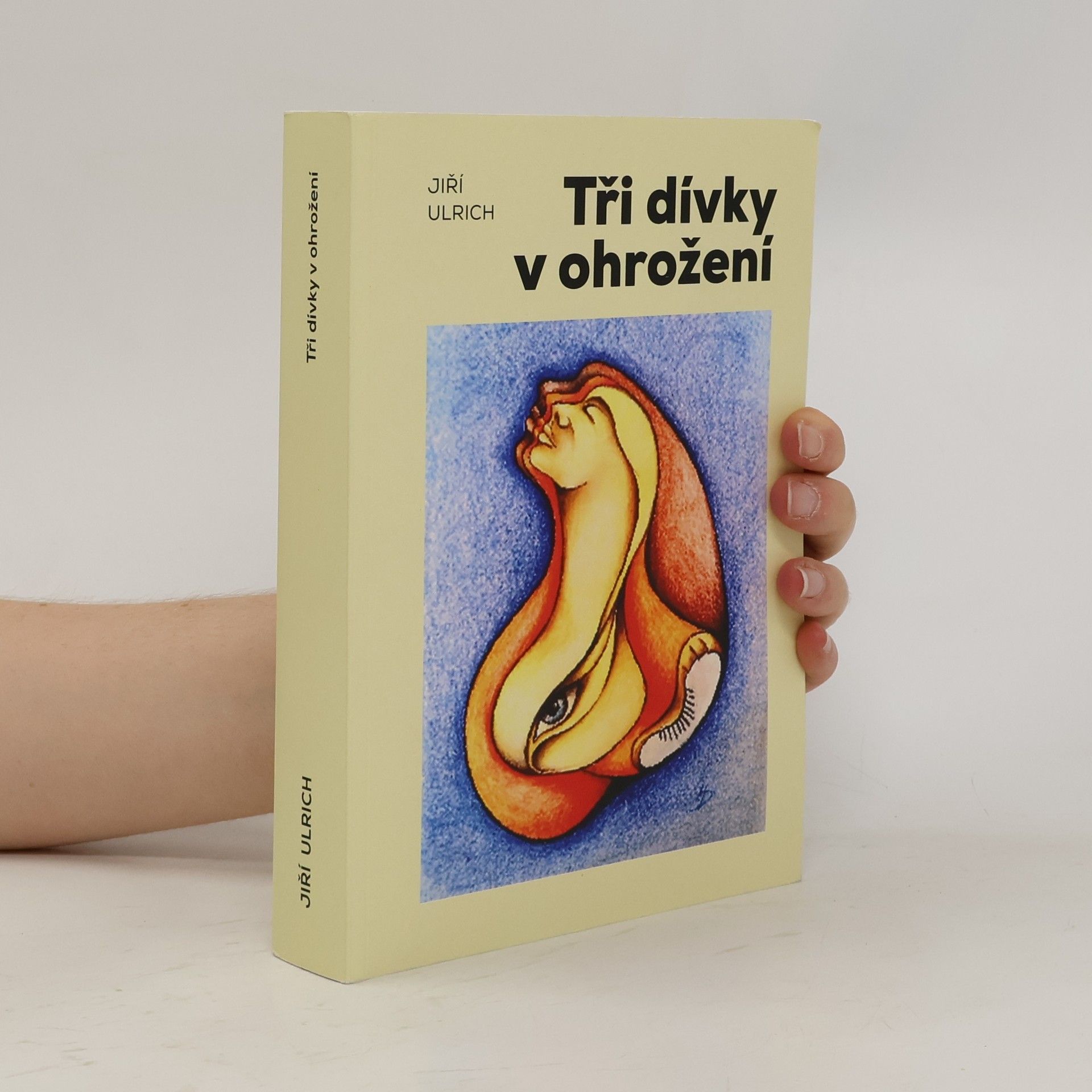 Jiří Ulrich Tři dívky v ohrožení
