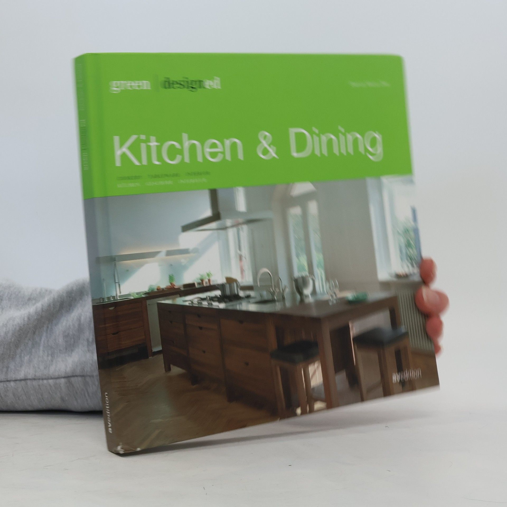 Bianca Maria O. ller Kitchen & Dining
