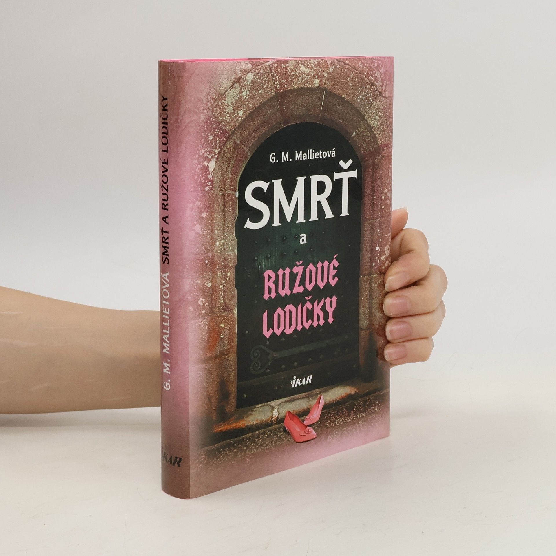 G. M. Malliet Smrť a ružové lodičky