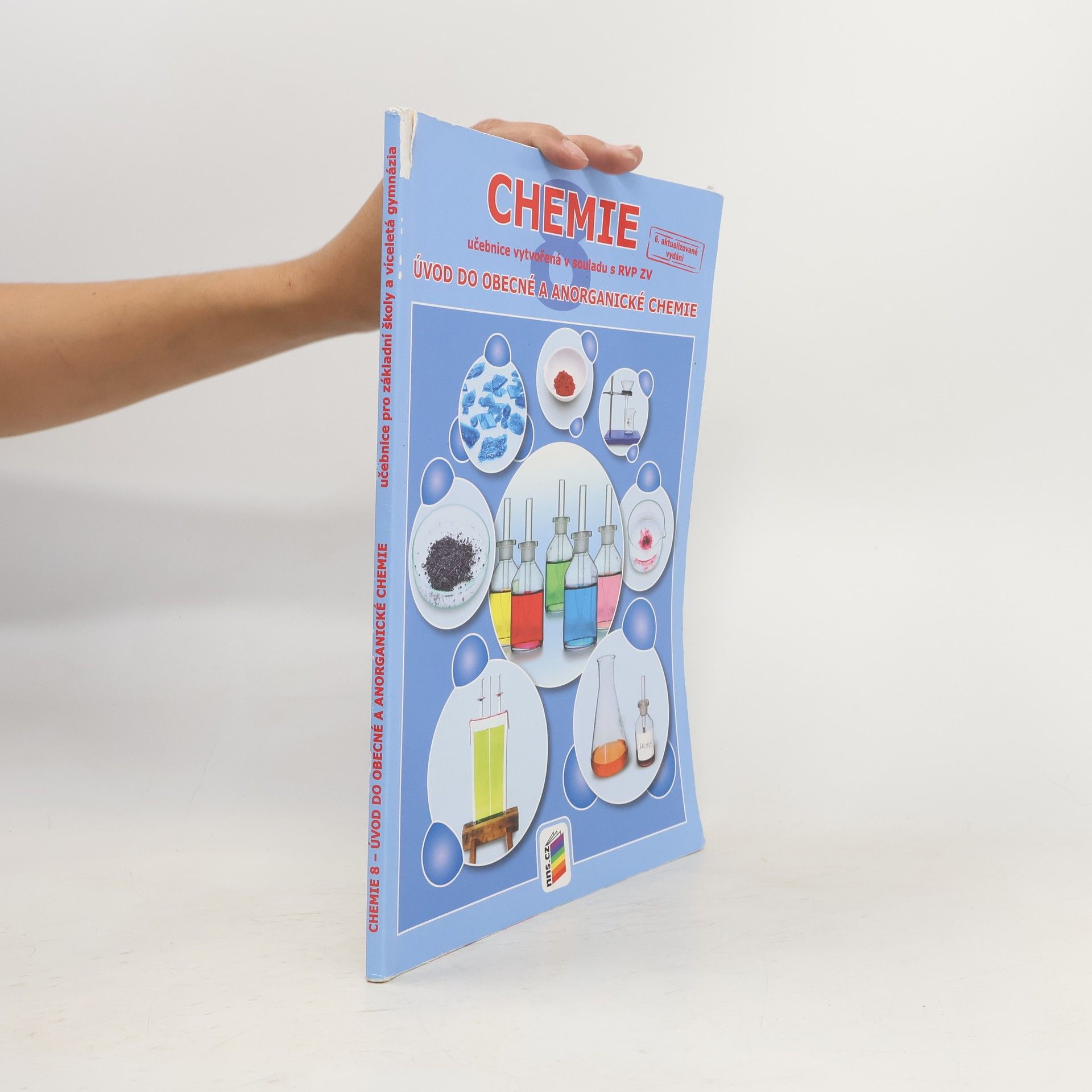 kolektiv Chemie : úvod do obecné a anorganické chemie