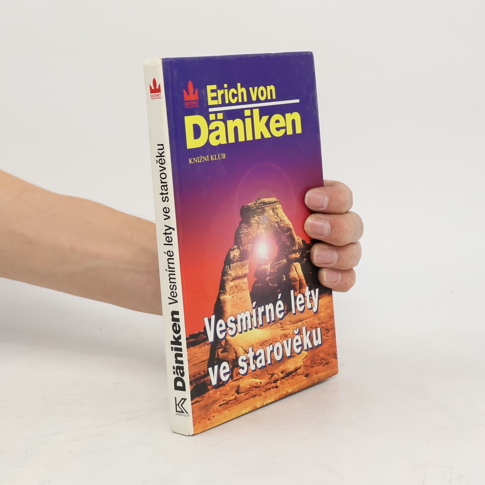 Erich von Däniken Vesmírné lety ve starověku
