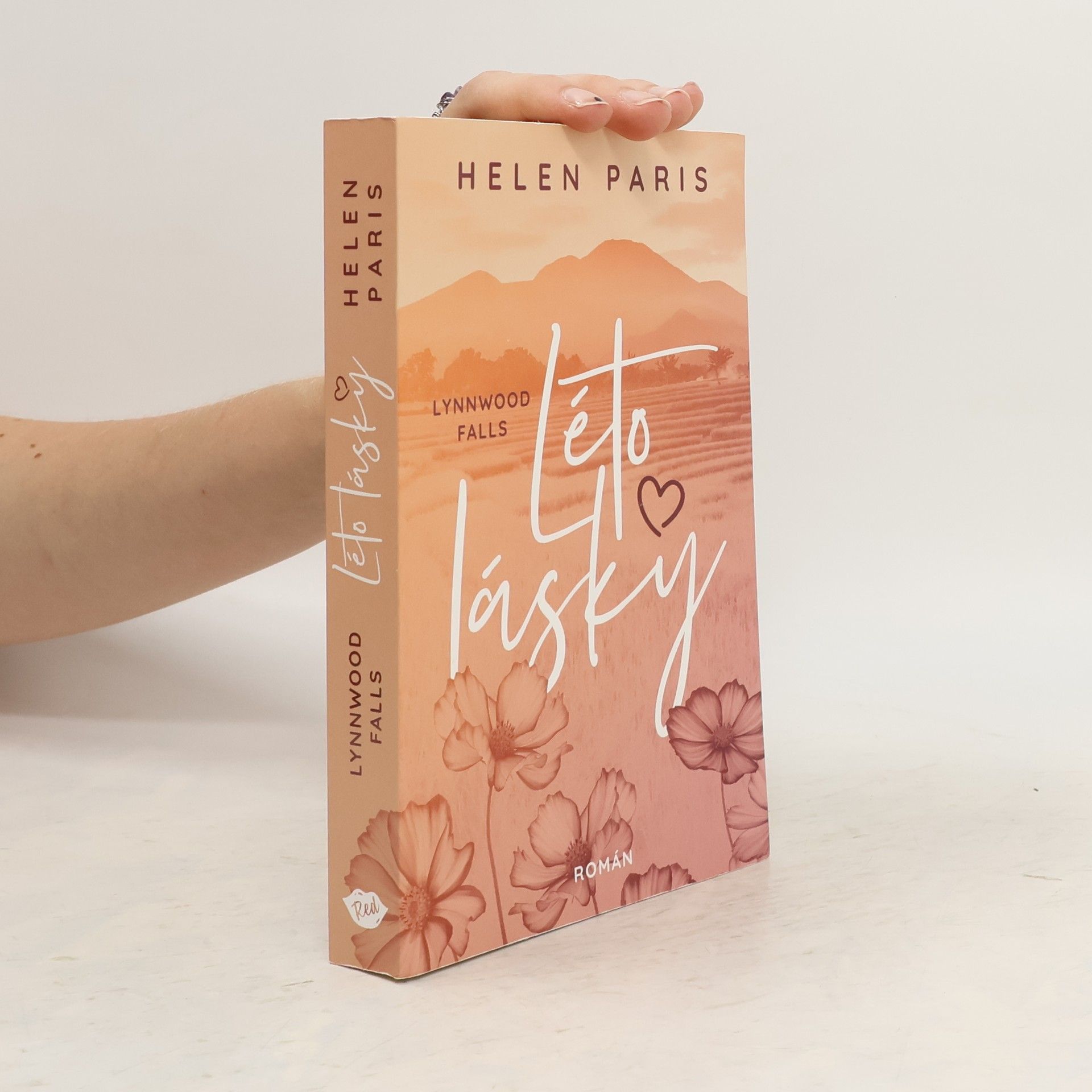 Helen Paris Léto lásky