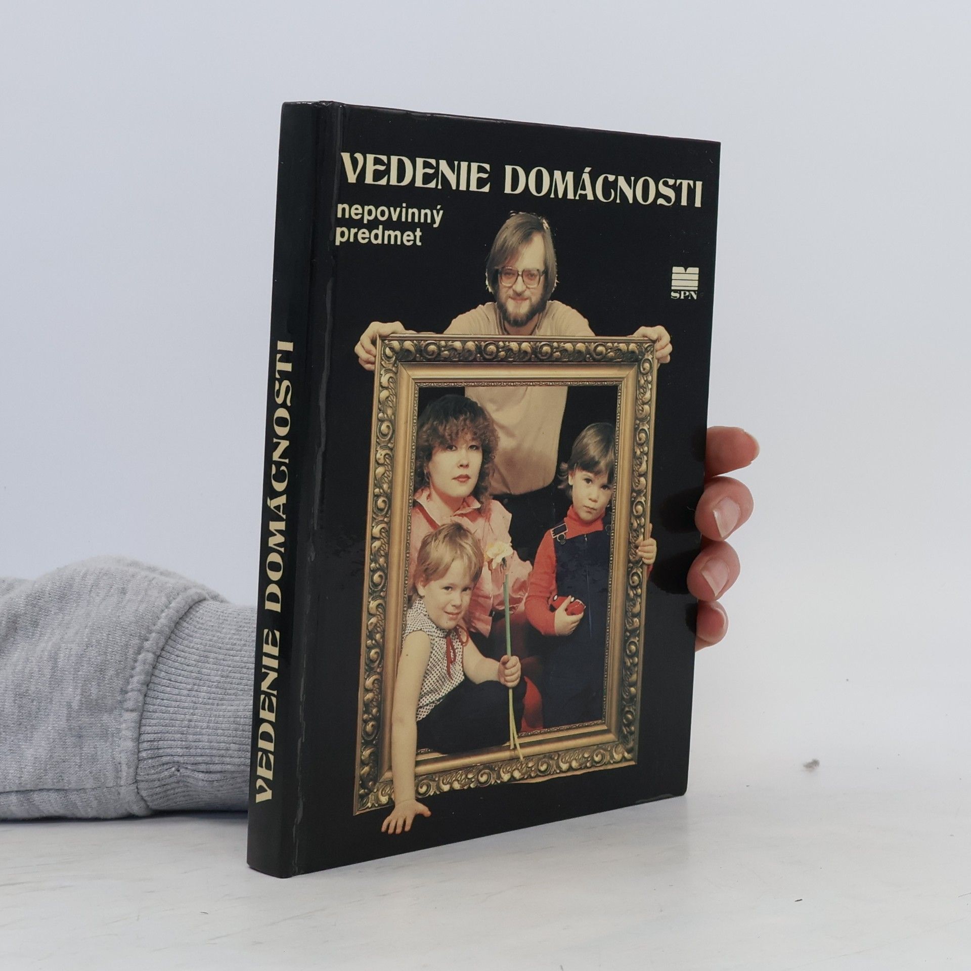 kolektiv Vedenie domácnosti