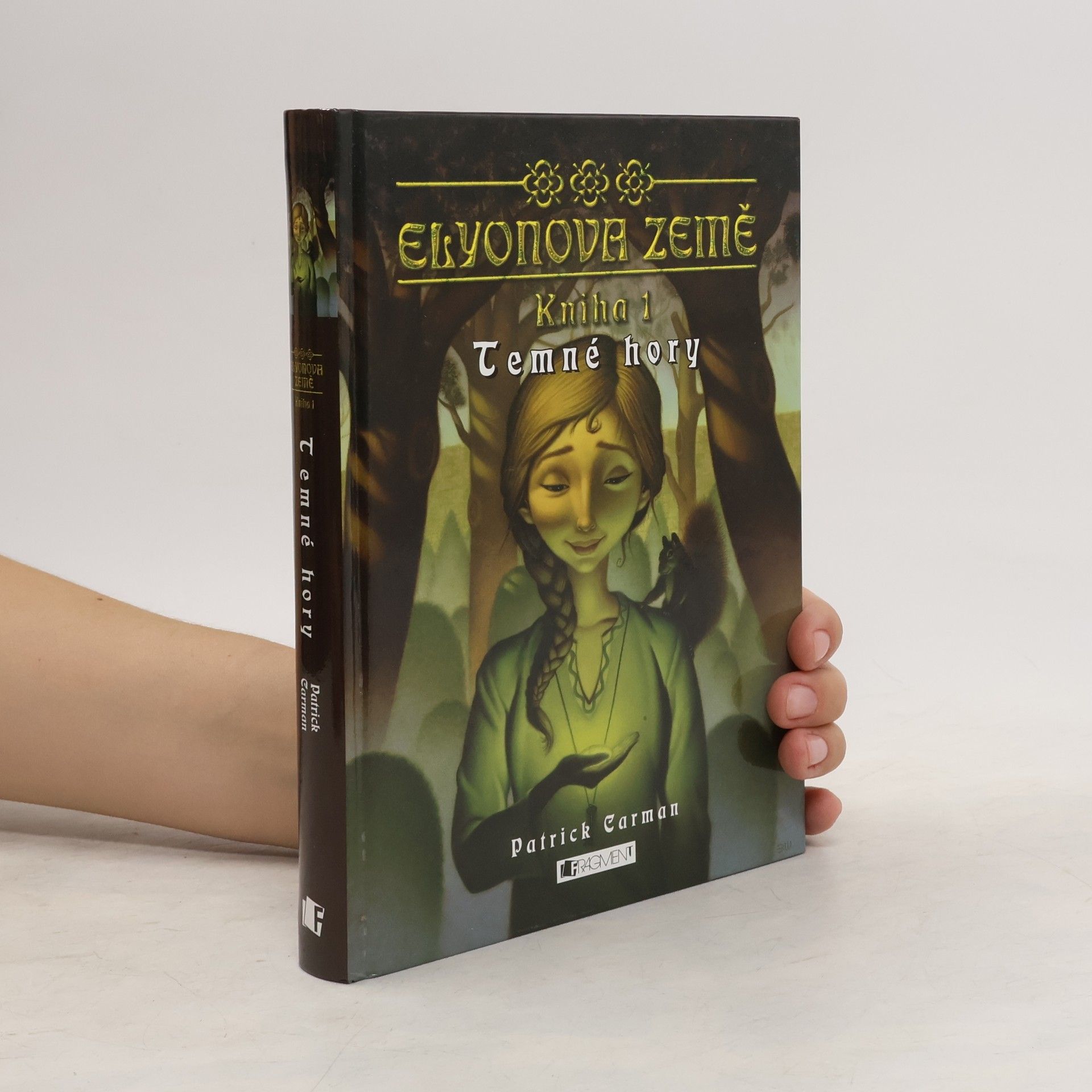 Patrick Carman Elyonova země. Kniha 1, Temné hory
