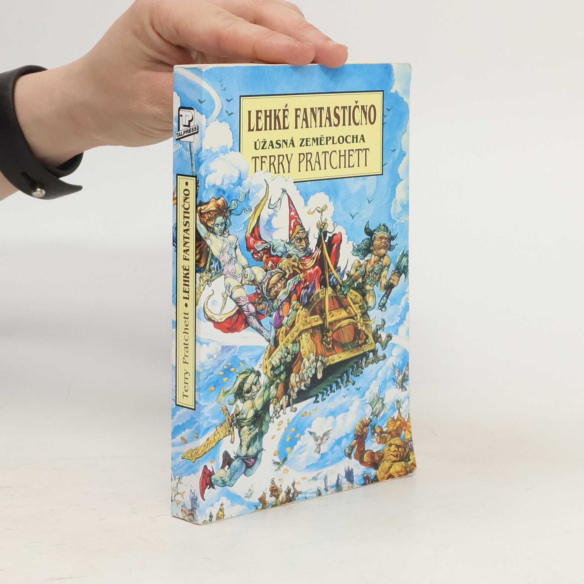 Terry Pratchett Lehké fantastično