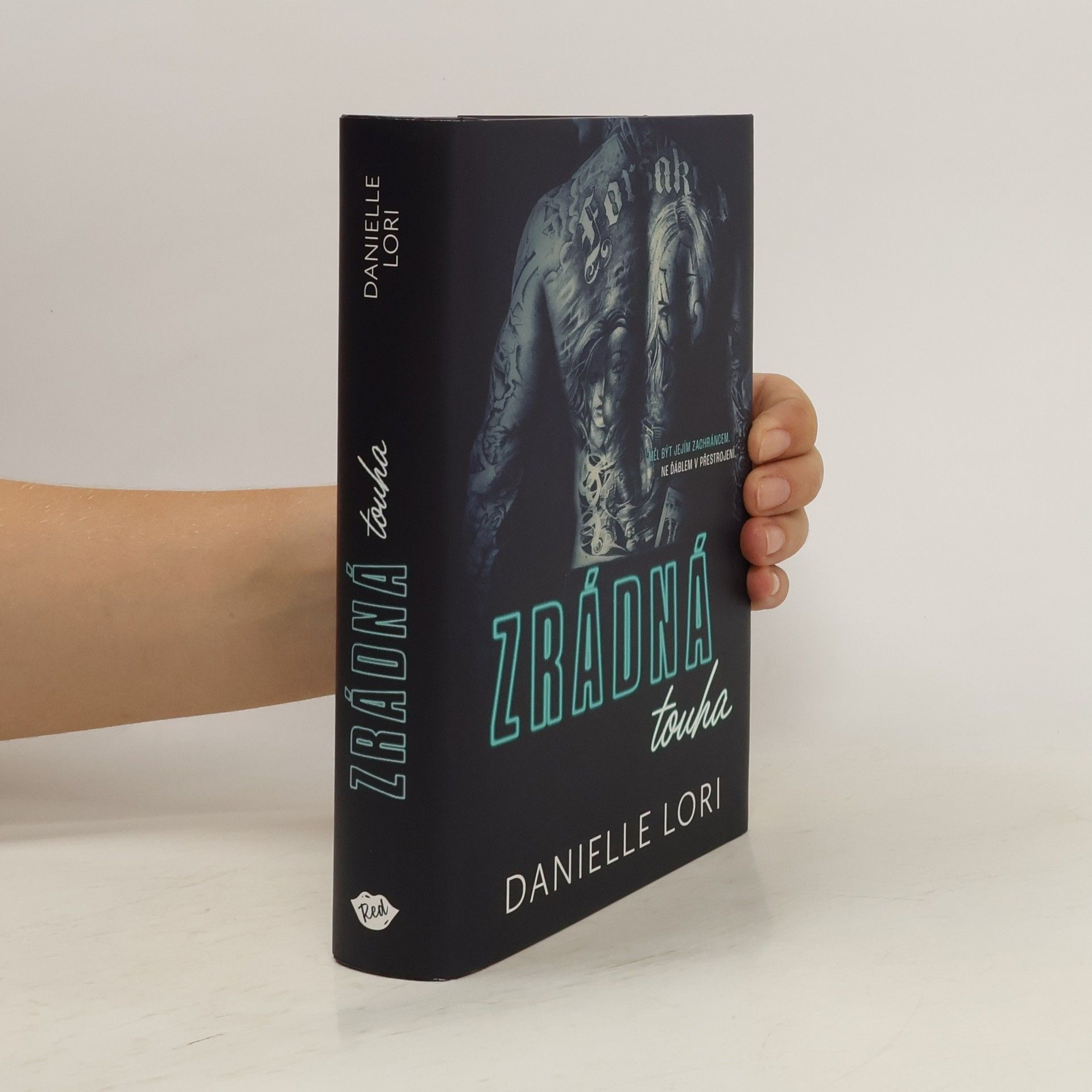 Danielle Lori Zrádná touha