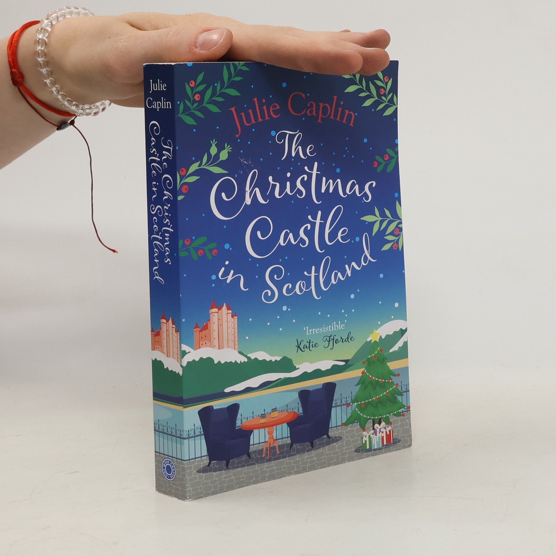 Julie Caplin The Christmas Castle in Scotland