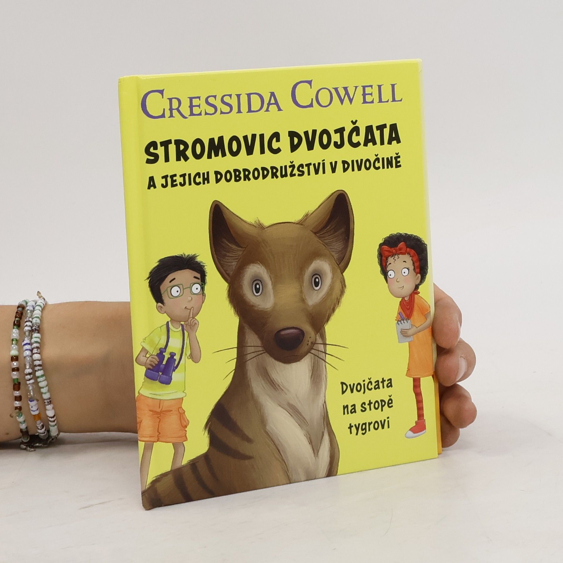 Cressida Cowell Stromovic dvojčata a jejich dobrodružství v divočině. Dvojčata na stopě tygrovi