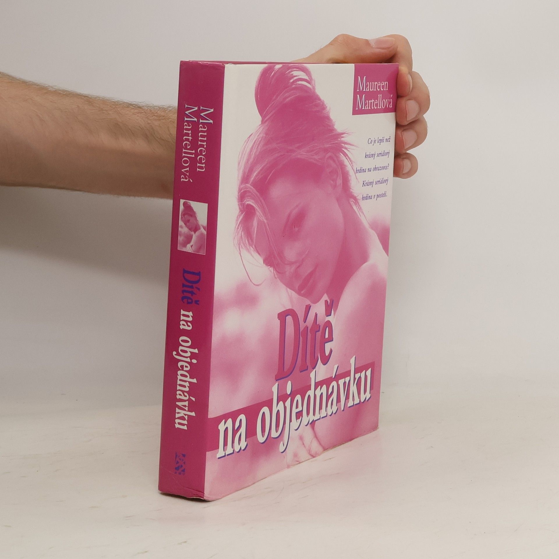 Maureen Martella Dítě na objednávku