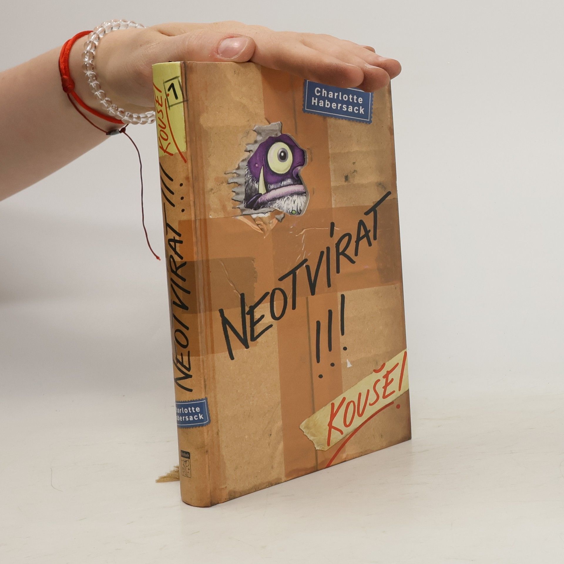 Charlotte Habersack Neotvírat!!! Kouše!