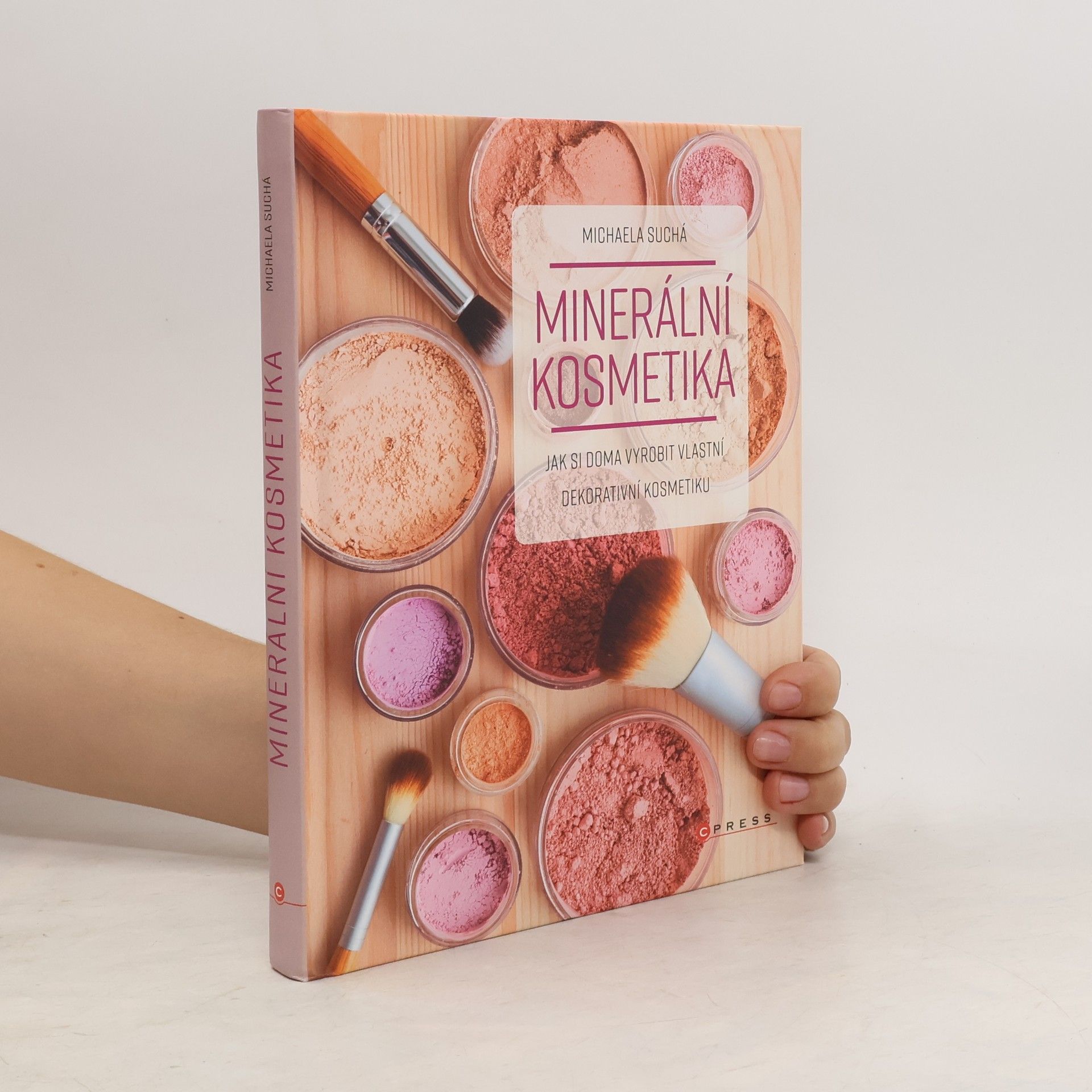 Michaela Suchá Minerální kosmetika